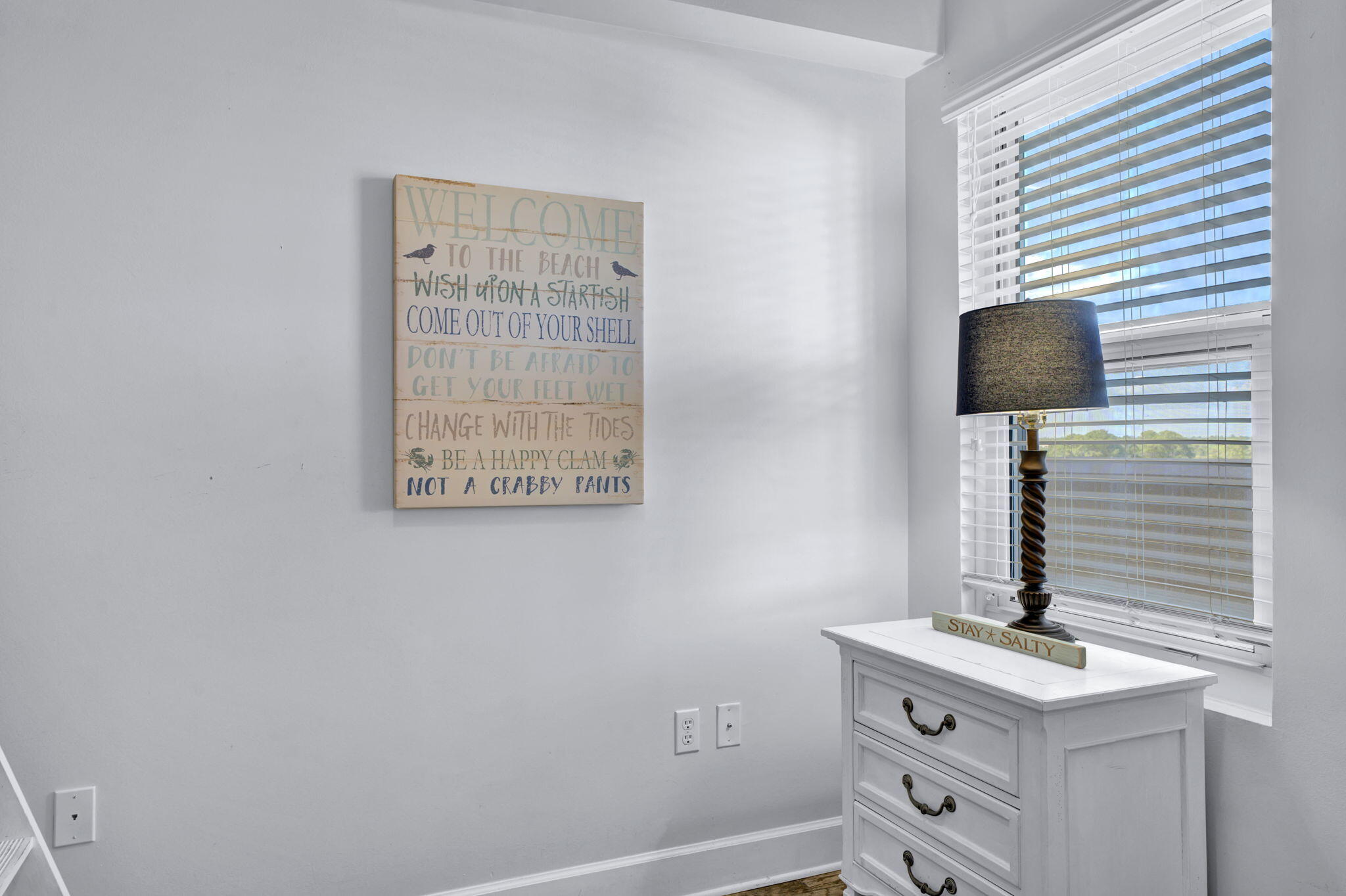 SUNRISE BEACH - Residential