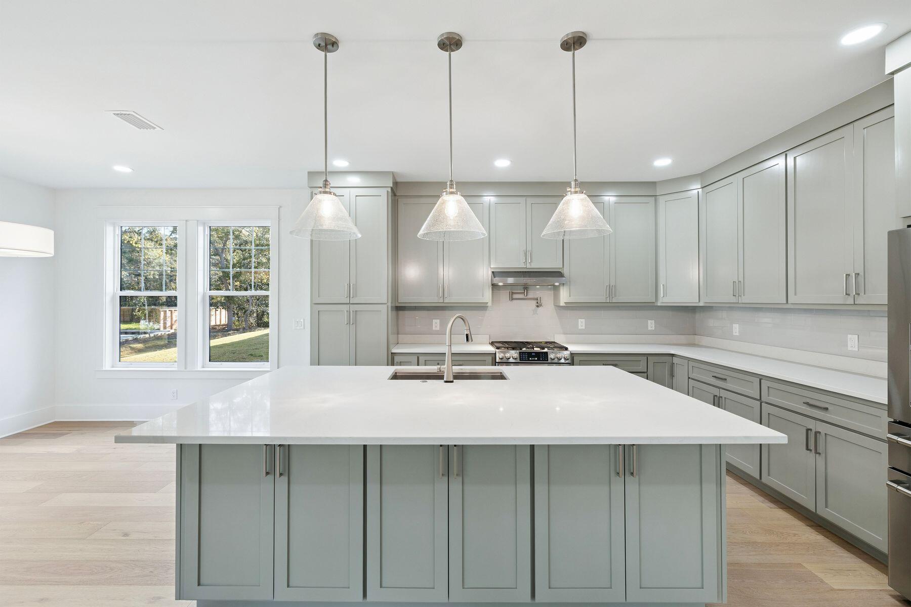 EAGLE BAY - Residential