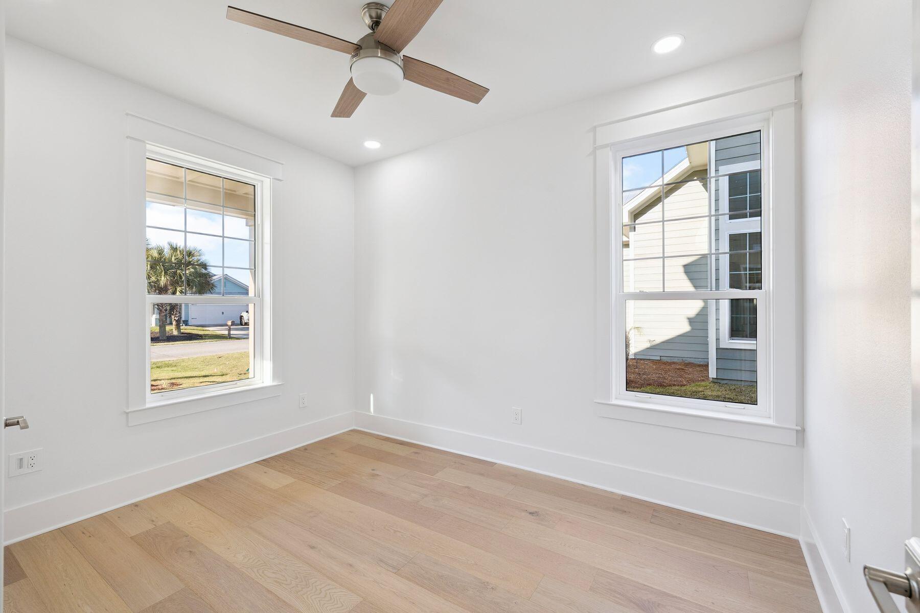 EAGLE BAY - Residential