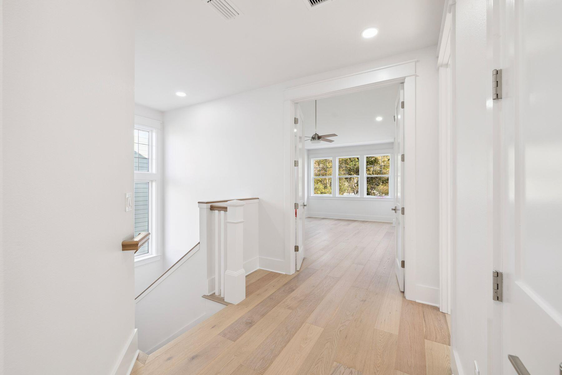 EAGLE BAY - Residential