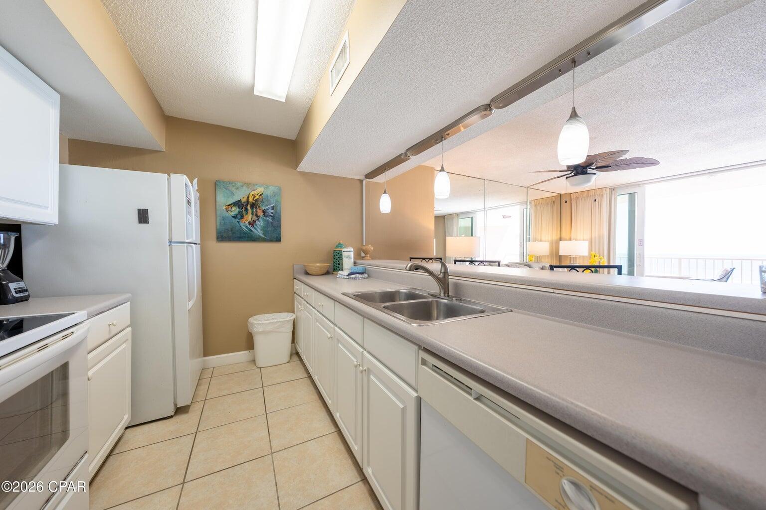 DUNES OF PANAMA PH 5 CONDO - Residential