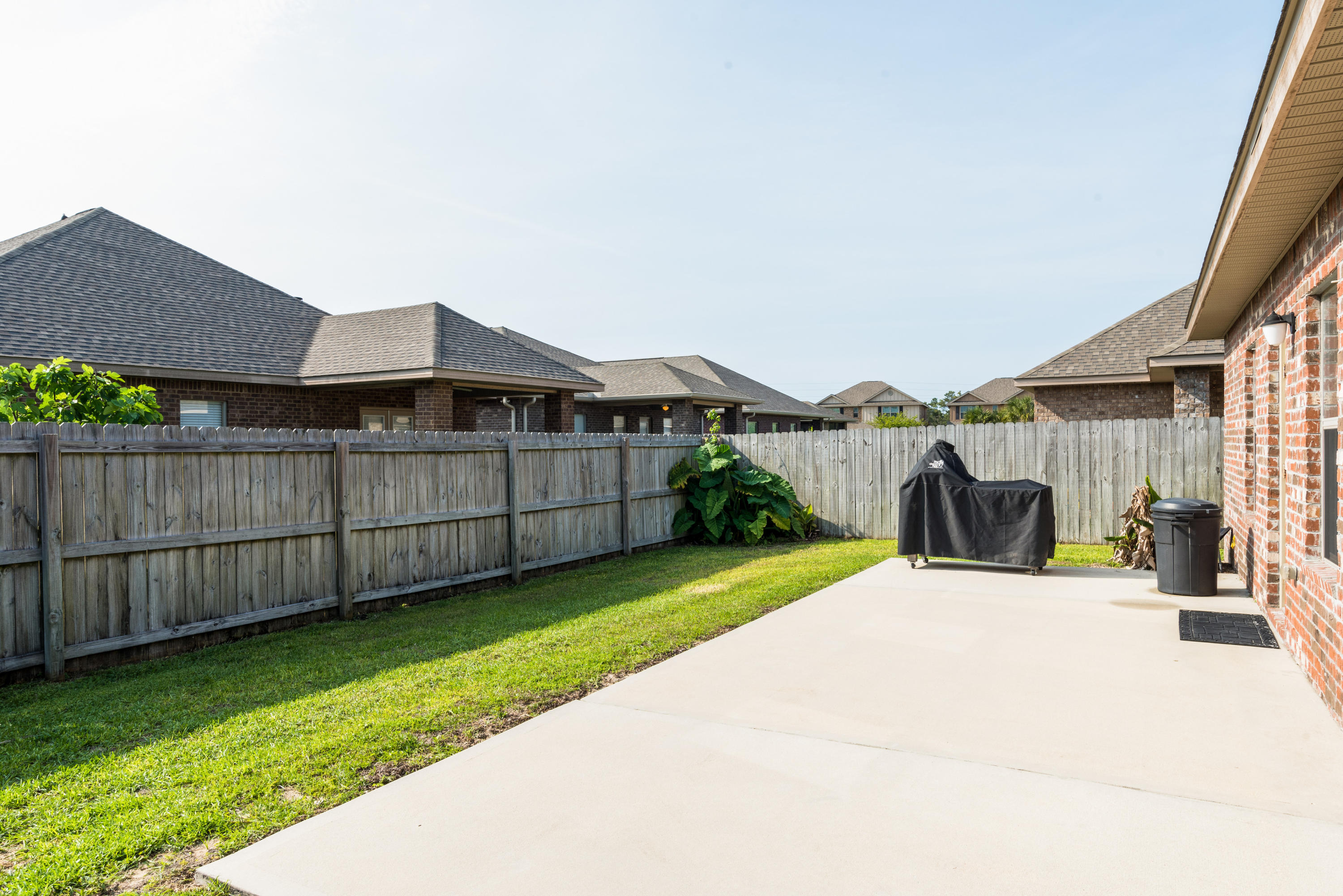 WATERFORD SOUND - Residential