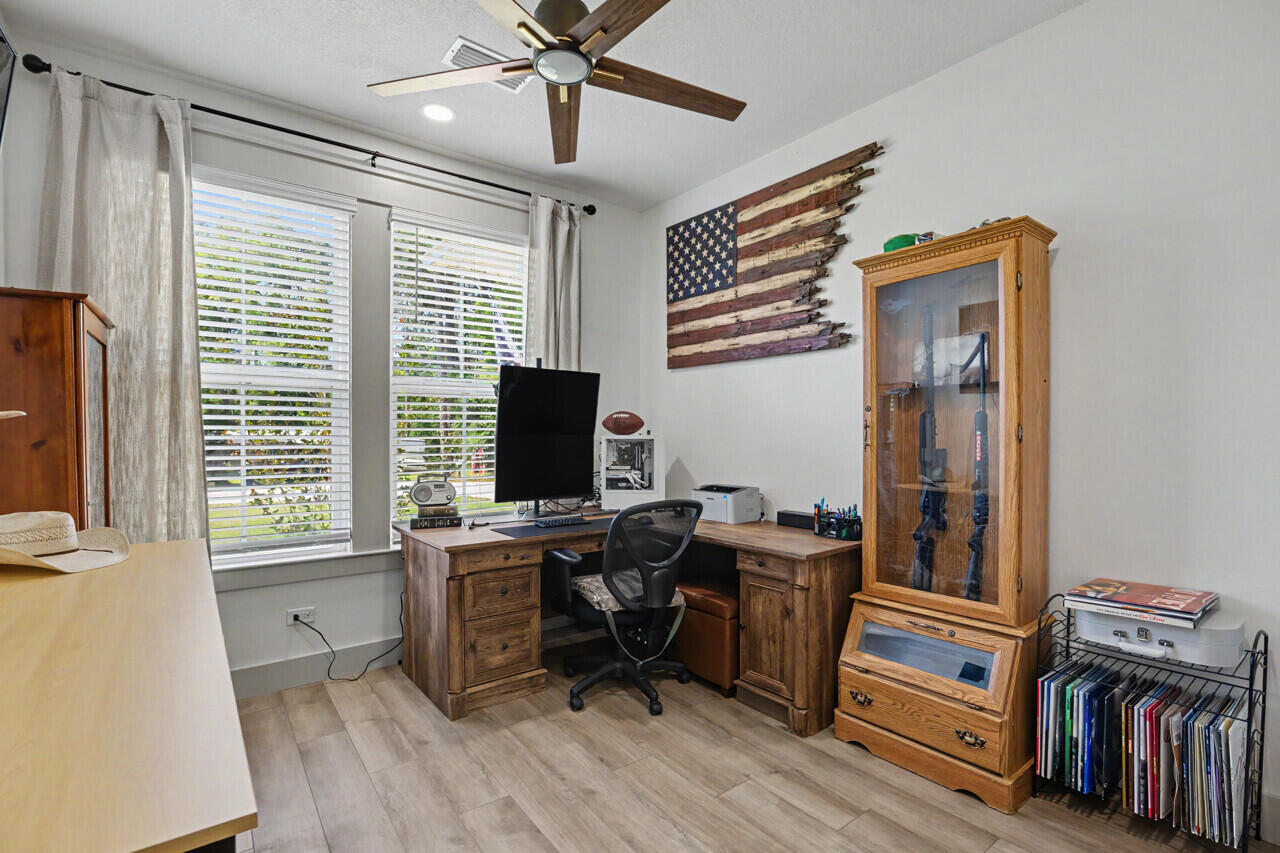 PARADISE UNREC - Residential