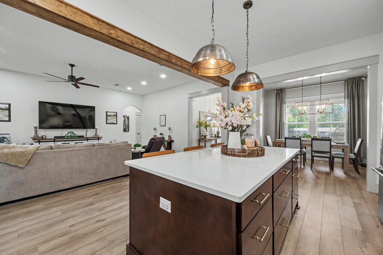 PARADISE UNREC - Residential