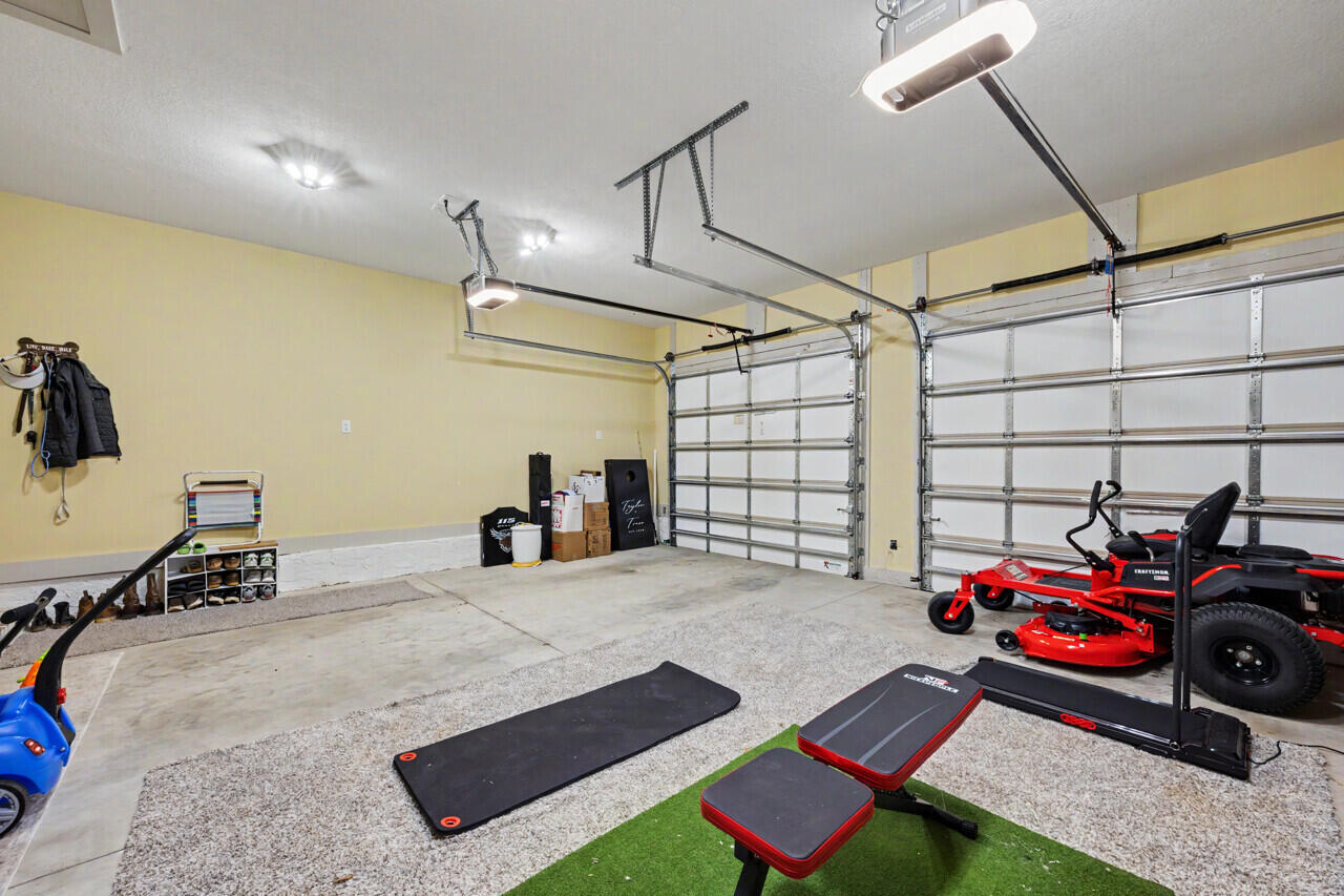 PARADISE UNREC - Residential