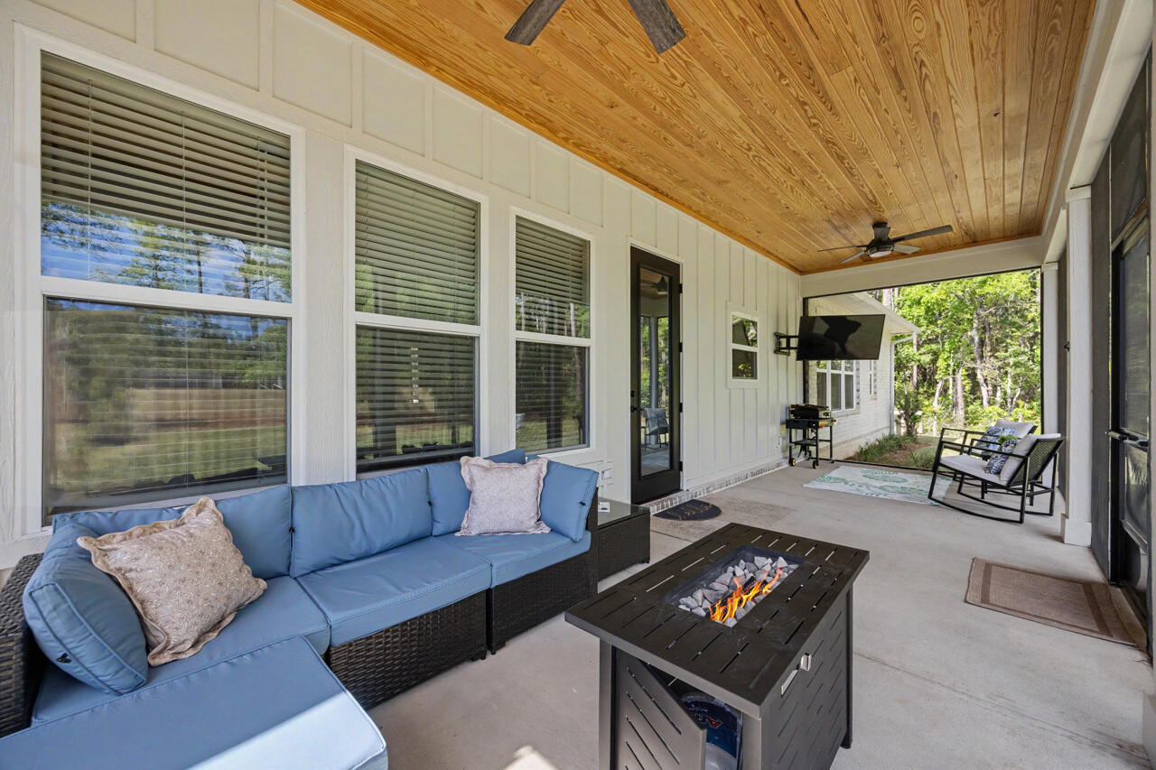 PARADISE UNREC - Residential