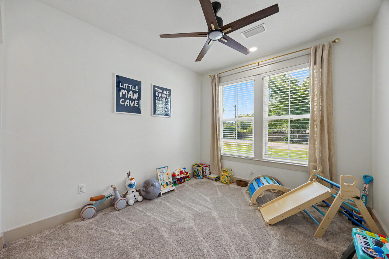 PARADISE UNREC - Residential