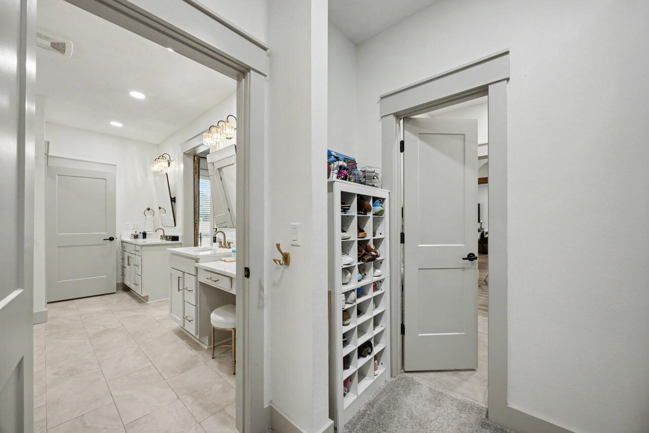 PARADISE UNREC - Residential