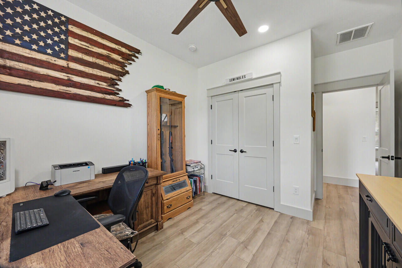 PARADISE UNREC - Residential