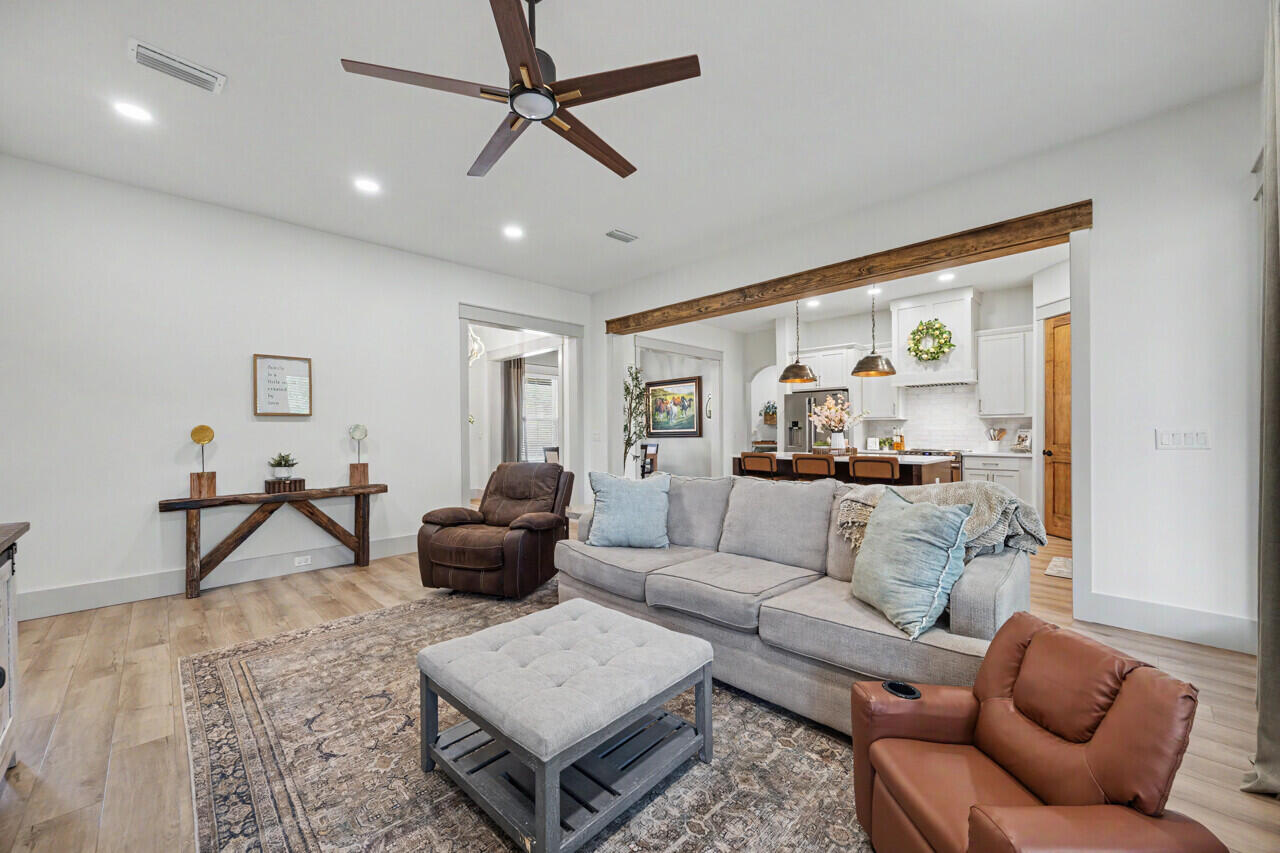 PARADISE UNREC - Residential