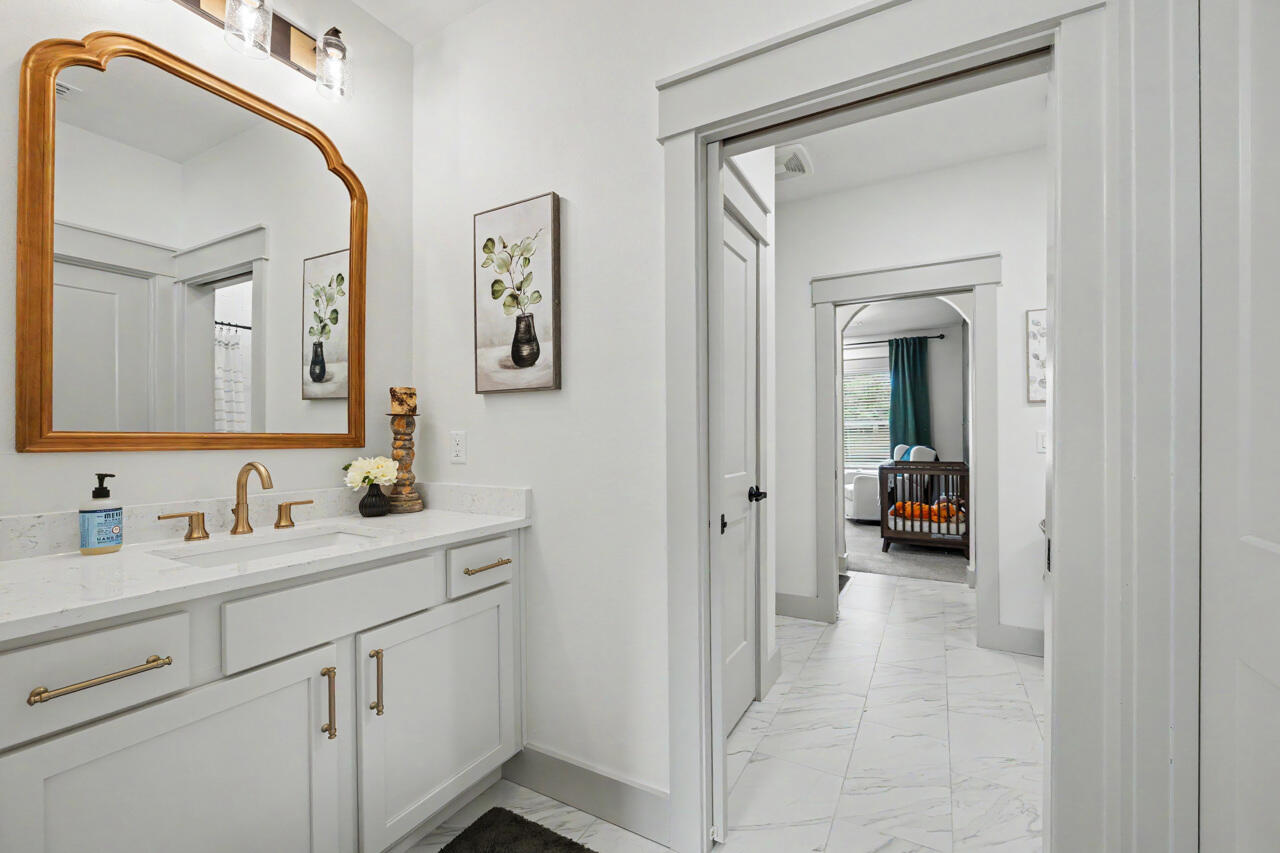 PARADISE UNREC - Residential