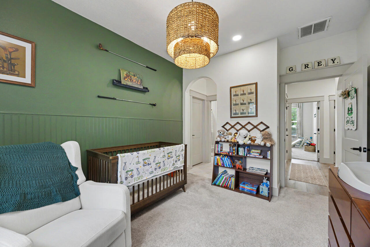 PARADISE UNREC - Residential