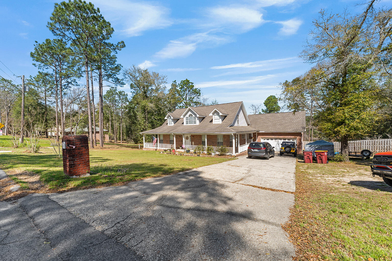 LAKEVIEW ESTATES - Residential