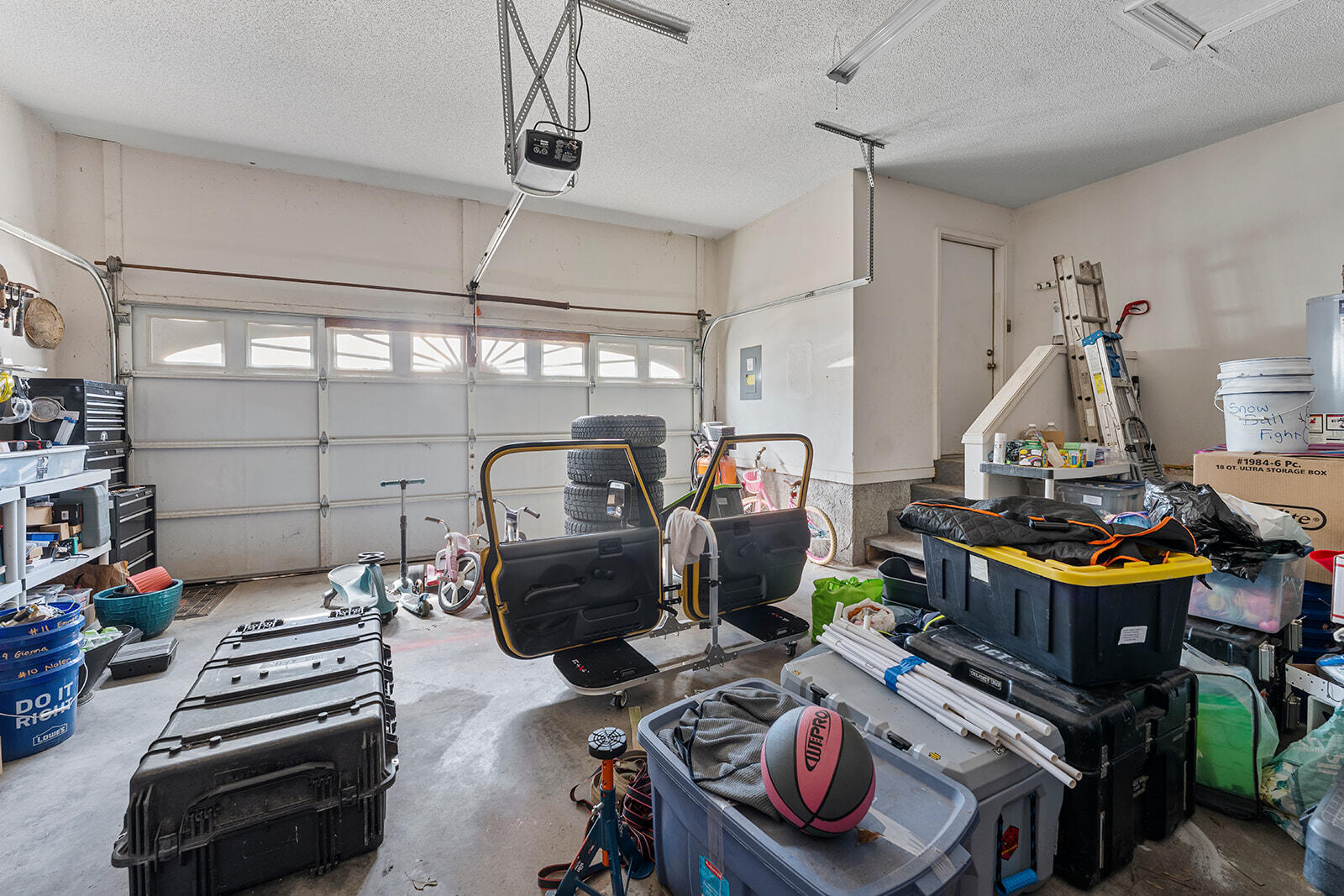 LAKEVIEW ESTATES - Residential