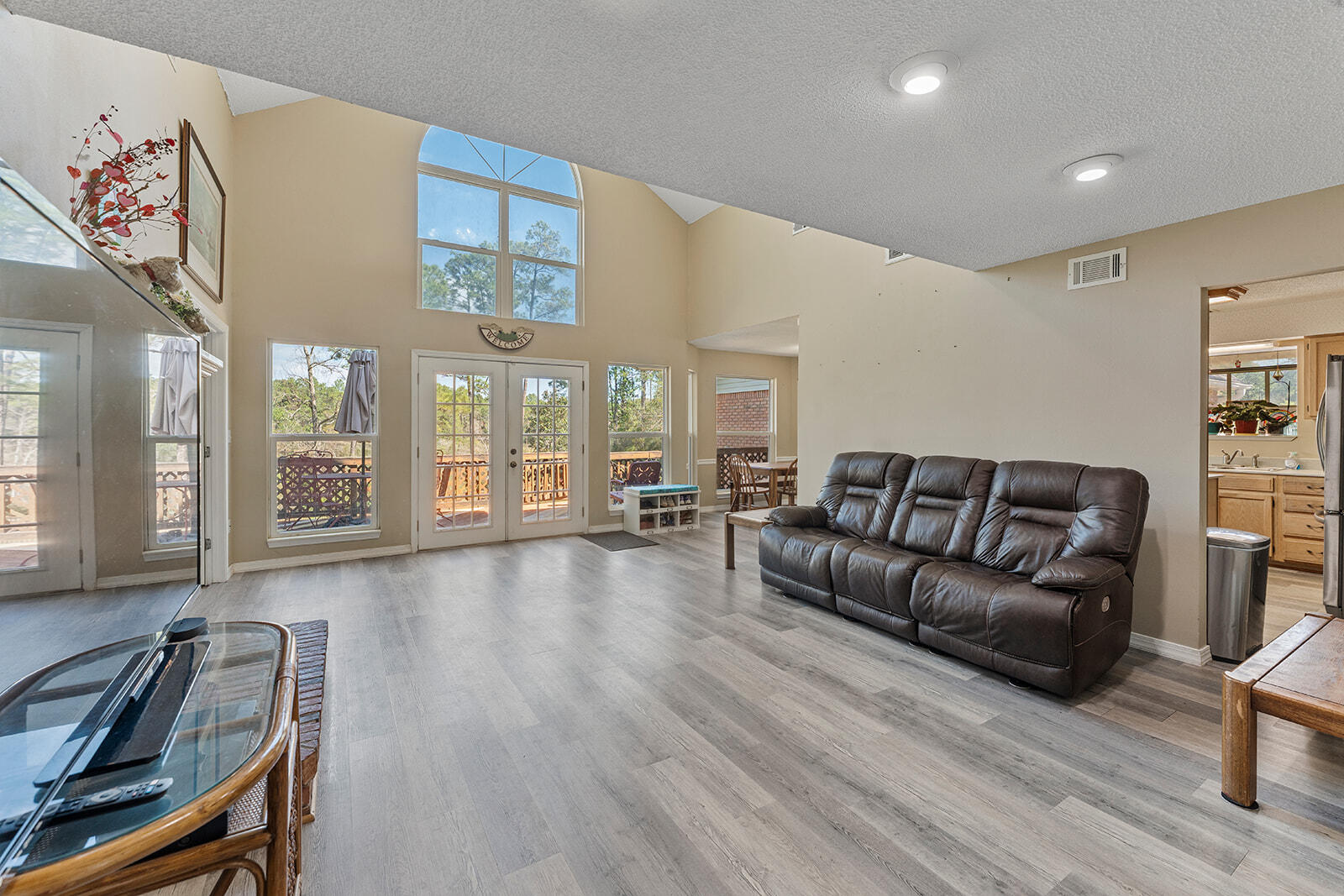 LAKEVIEW ESTATES - Residential