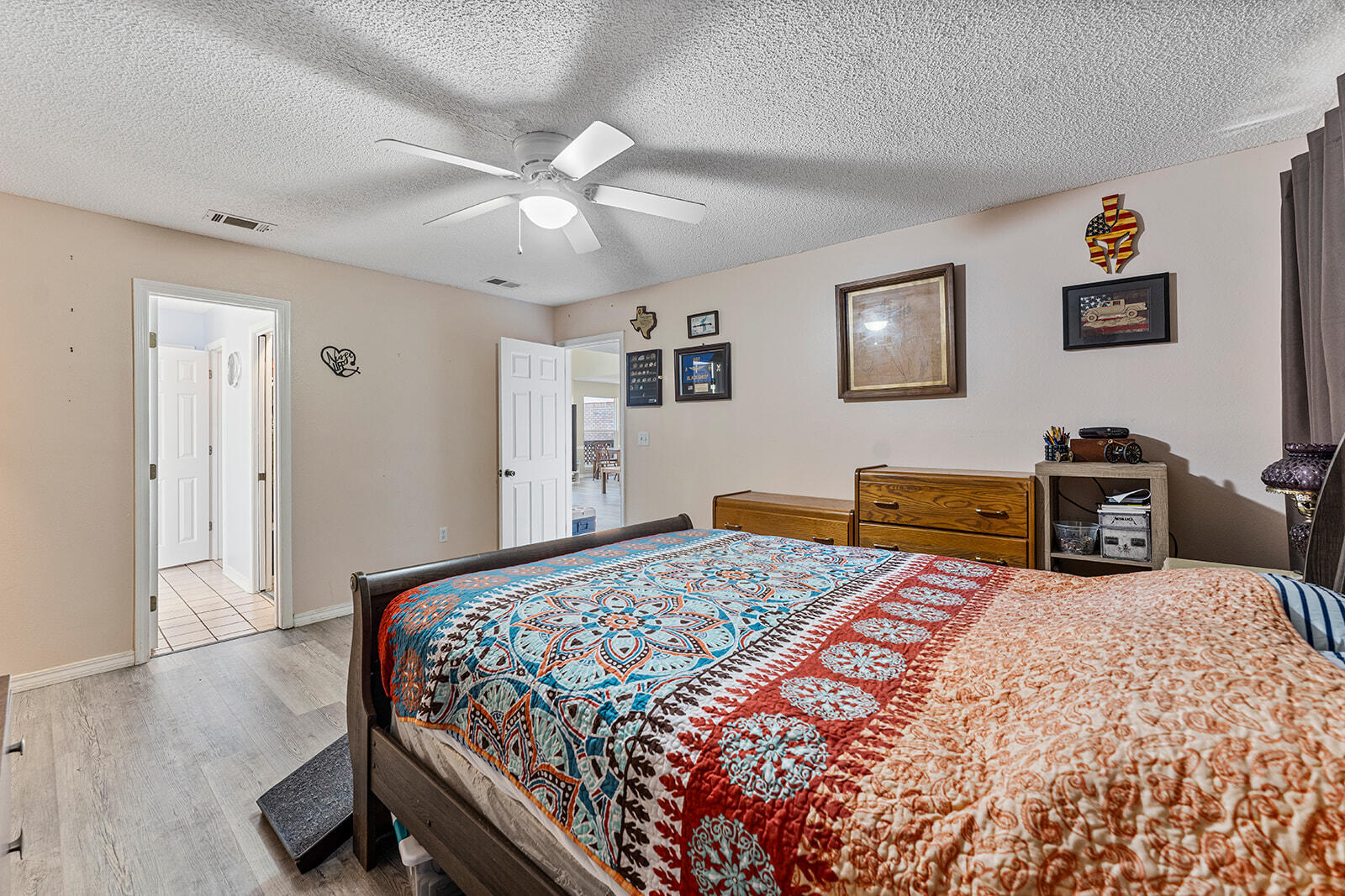 LAKEVIEW ESTATES - Residential