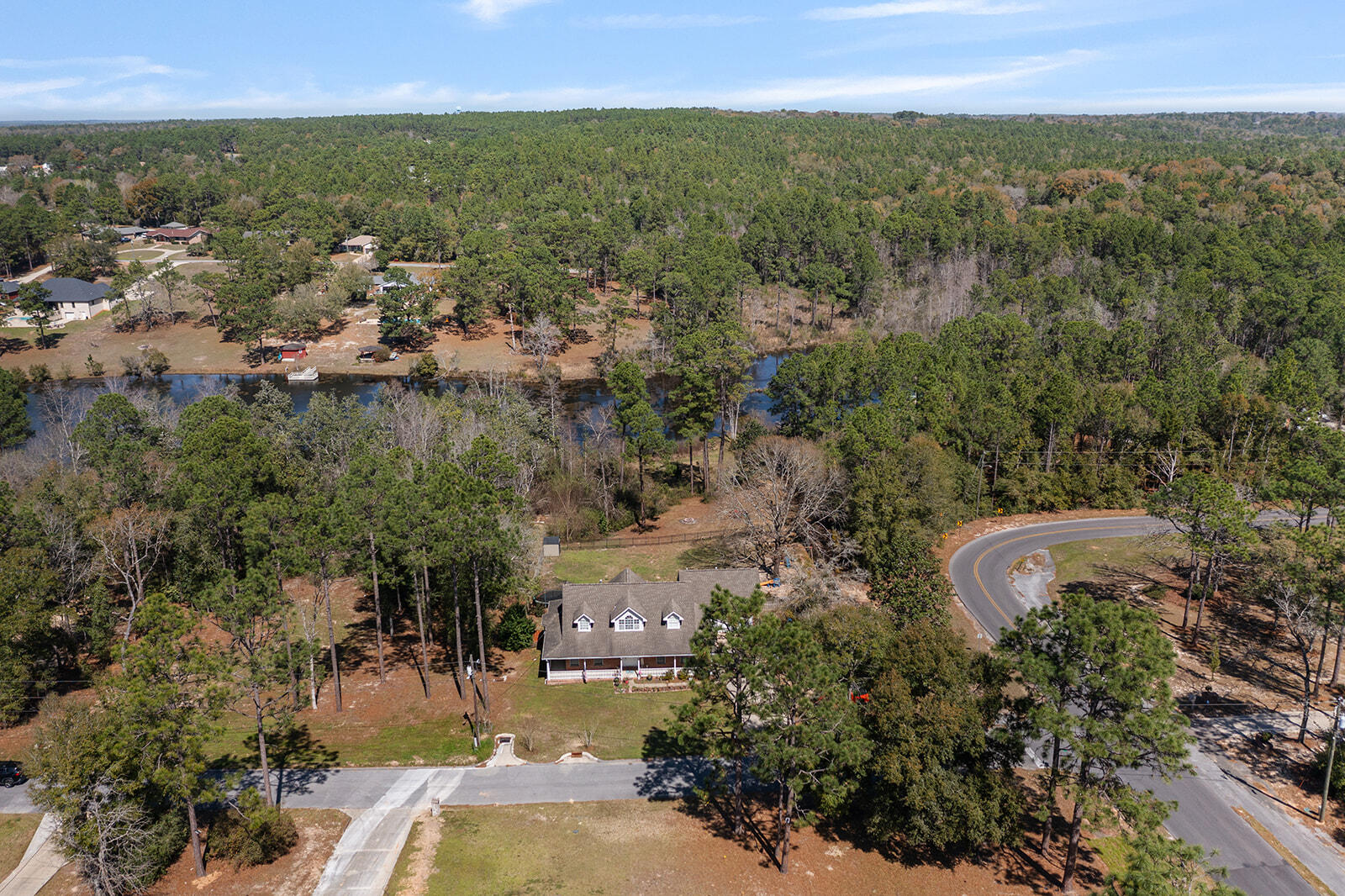 LAKEVIEW ESTATES - Residential