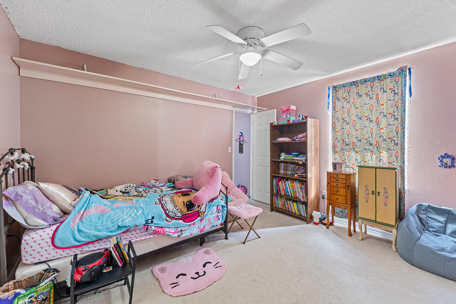 LAKEVIEW ESTATES - Residential