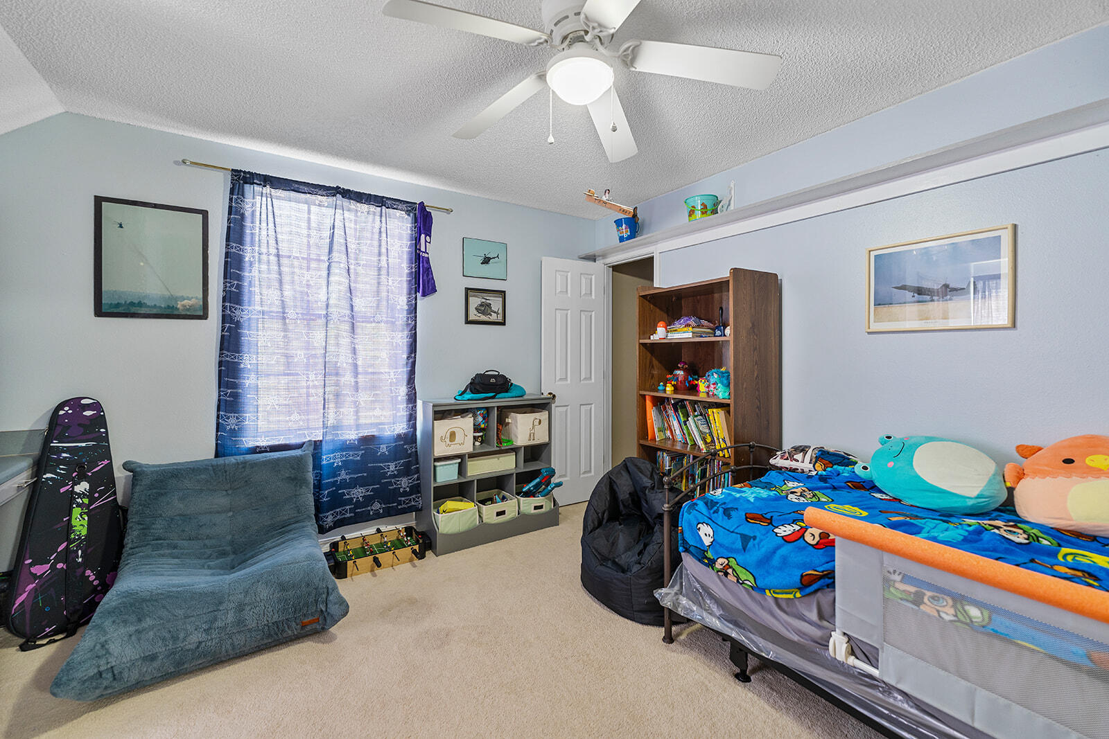 LAKEVIEW ESTATES - Residential