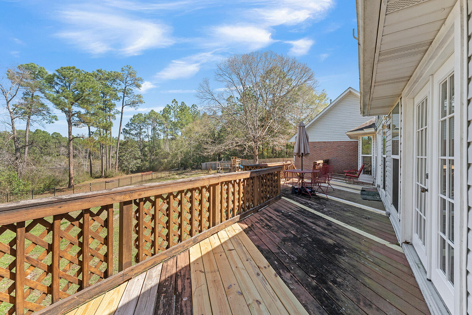 LAKEVIEW ESTATES - Residential