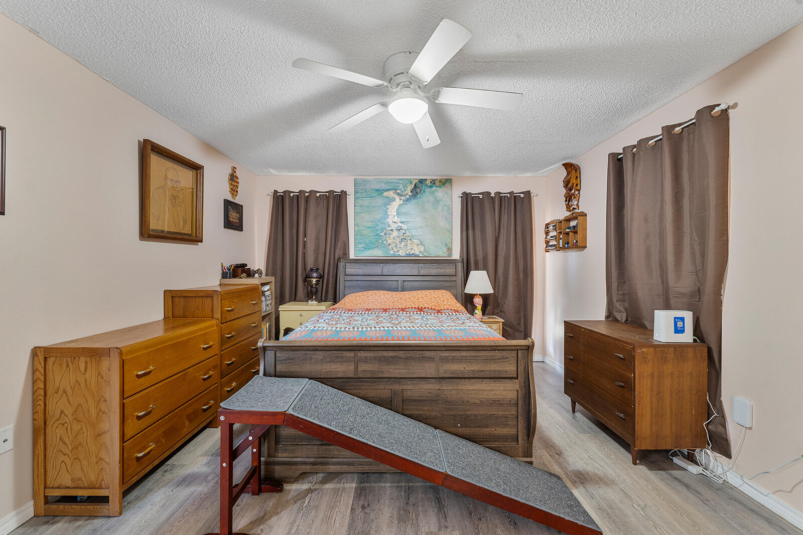 LAKEVIEW ESTATES - Residential