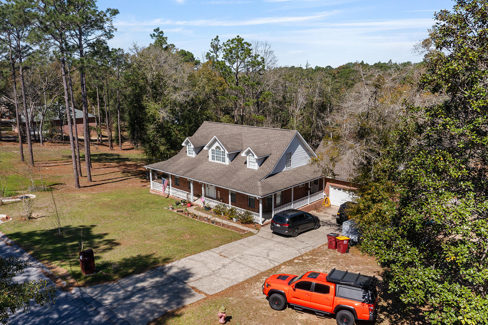 LAKEVIEW ESTATES - Residential