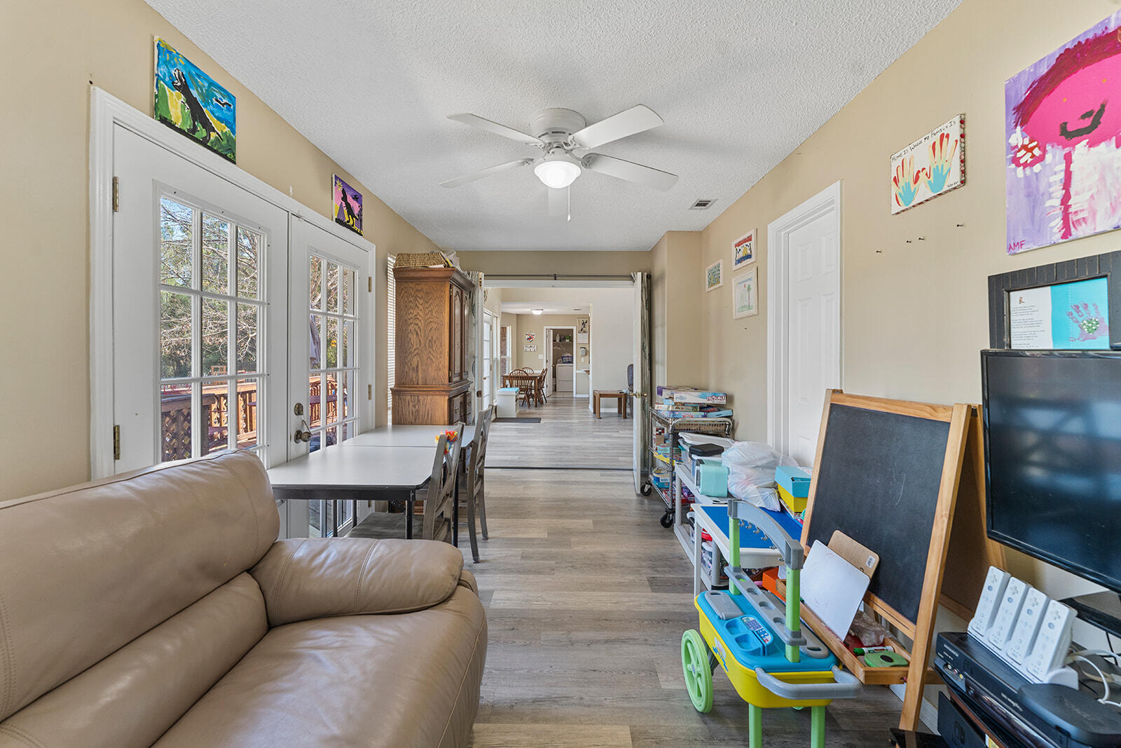 LAKEVIEW ESTATES - Residential