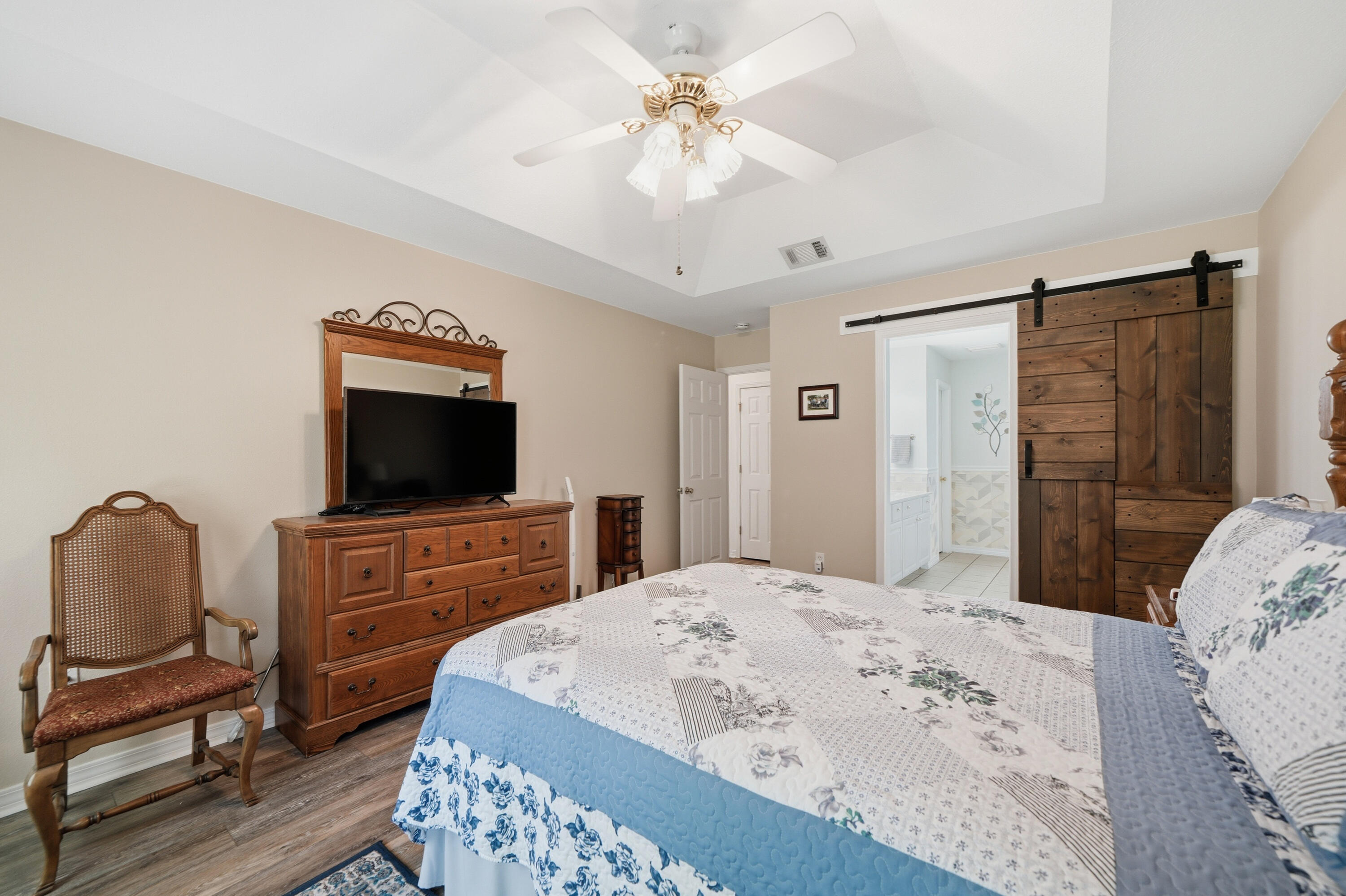 HOLLEY BY THE SEA - Residential