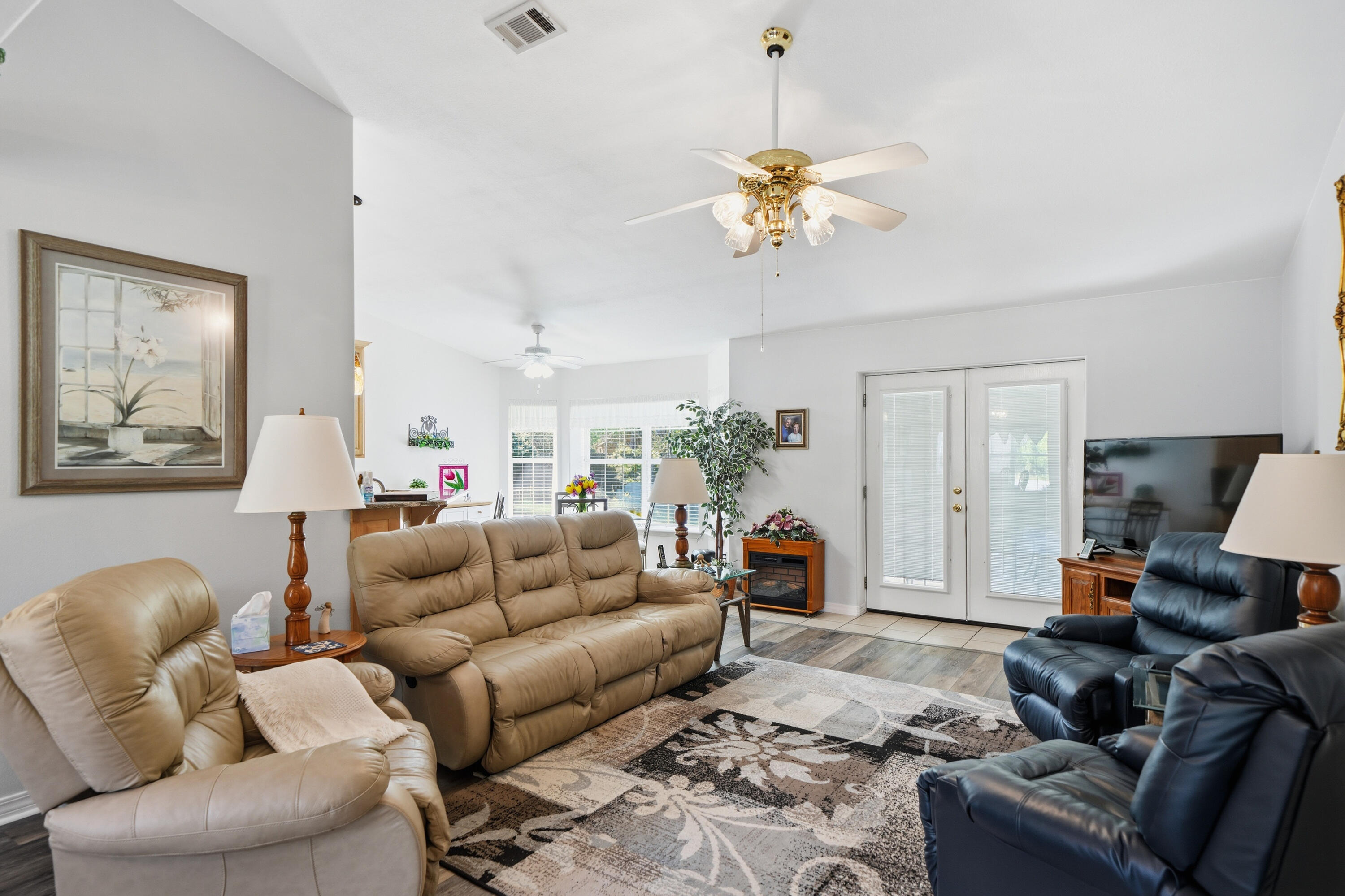 HOLLEY BY THE SEA - Residential