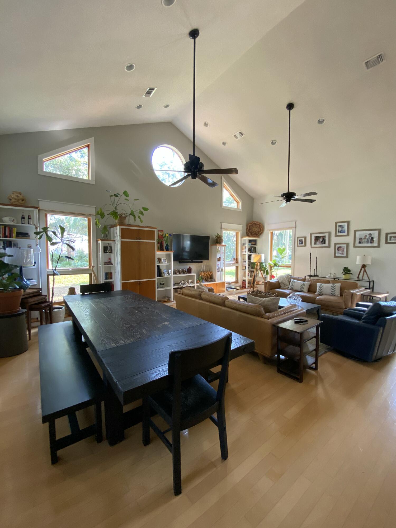 CASABLANCA ISLES - Residential