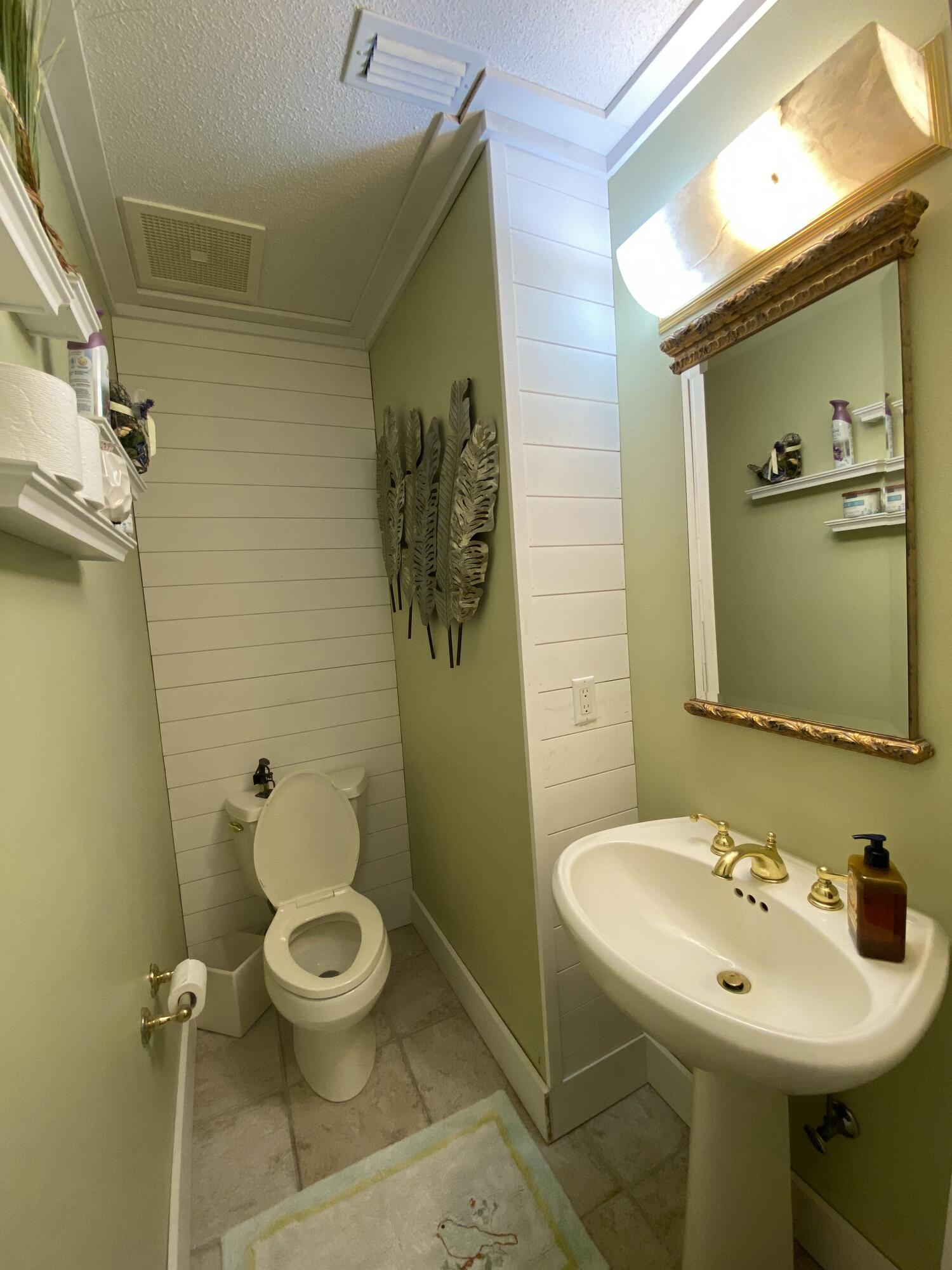 CASABLANCA ISLES - Residential