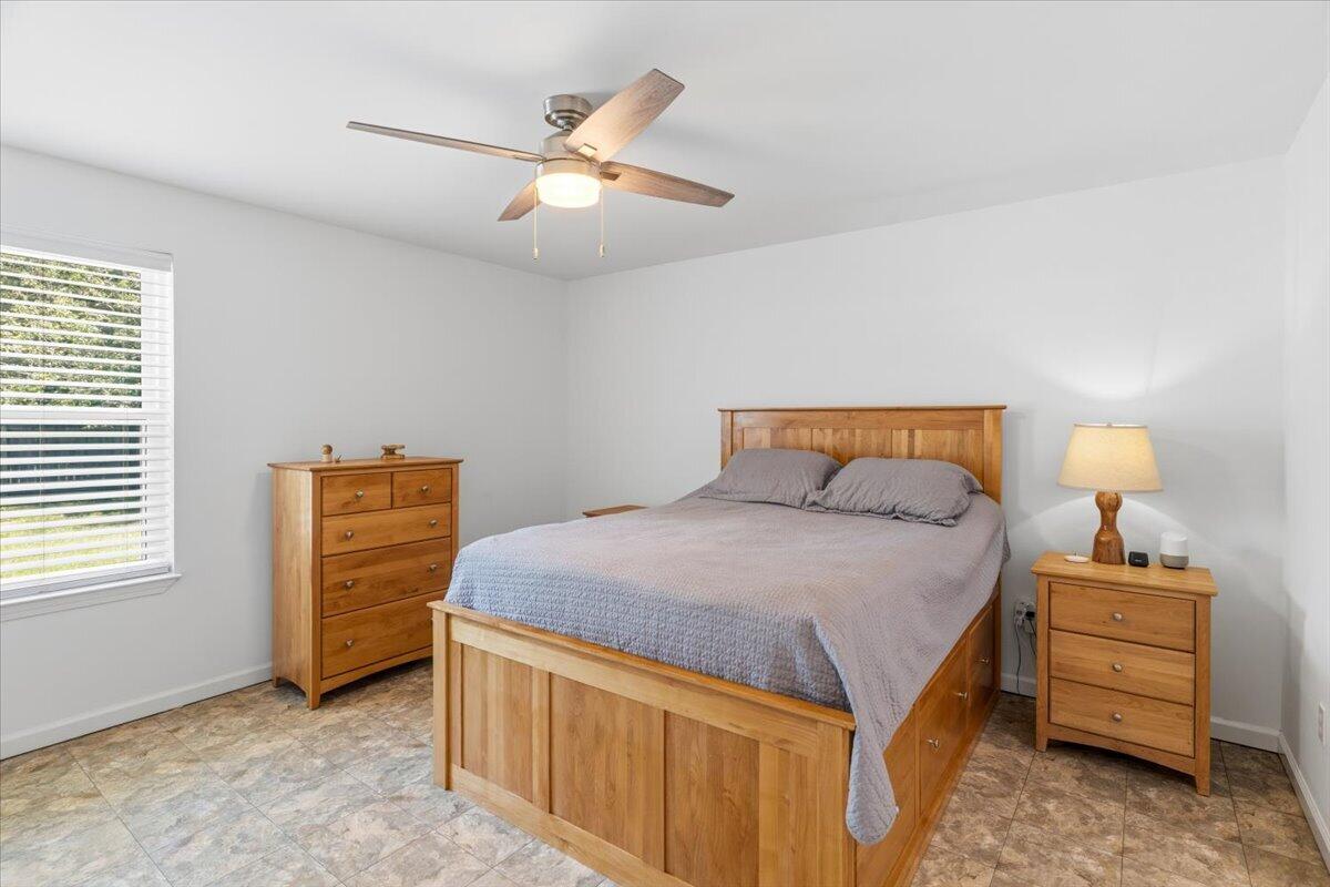 FOX DEN VILLAGES - Residential