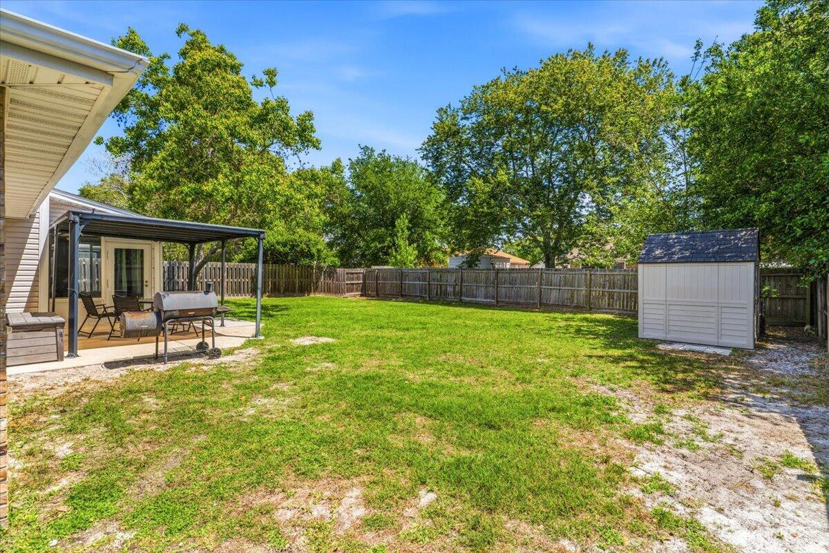 FOX DEN VILLAGES - Residential