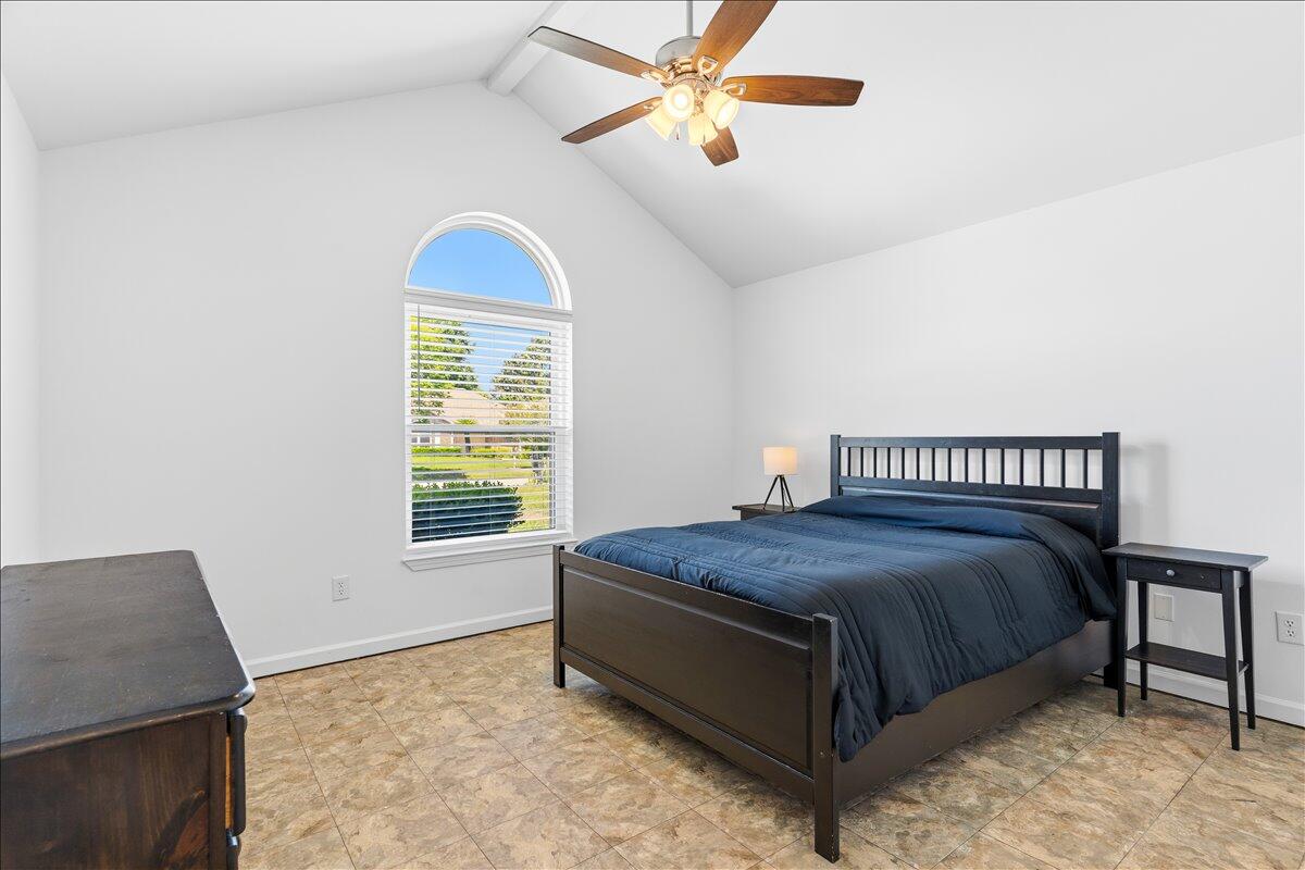 FOX DEN VILLAGES - Residential