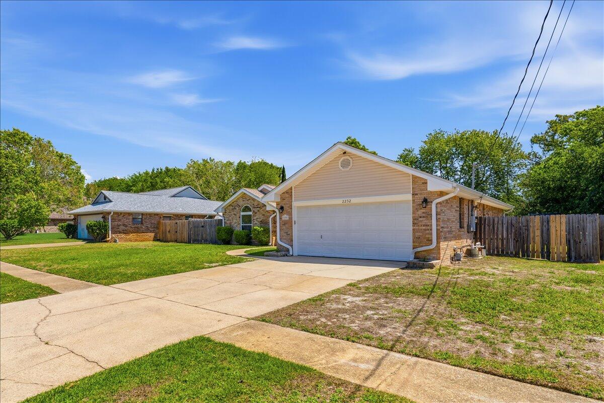 FOX DEN VILLAGES - Residential