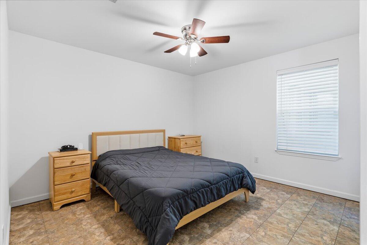 FOX DEN VILLAGES - Residential