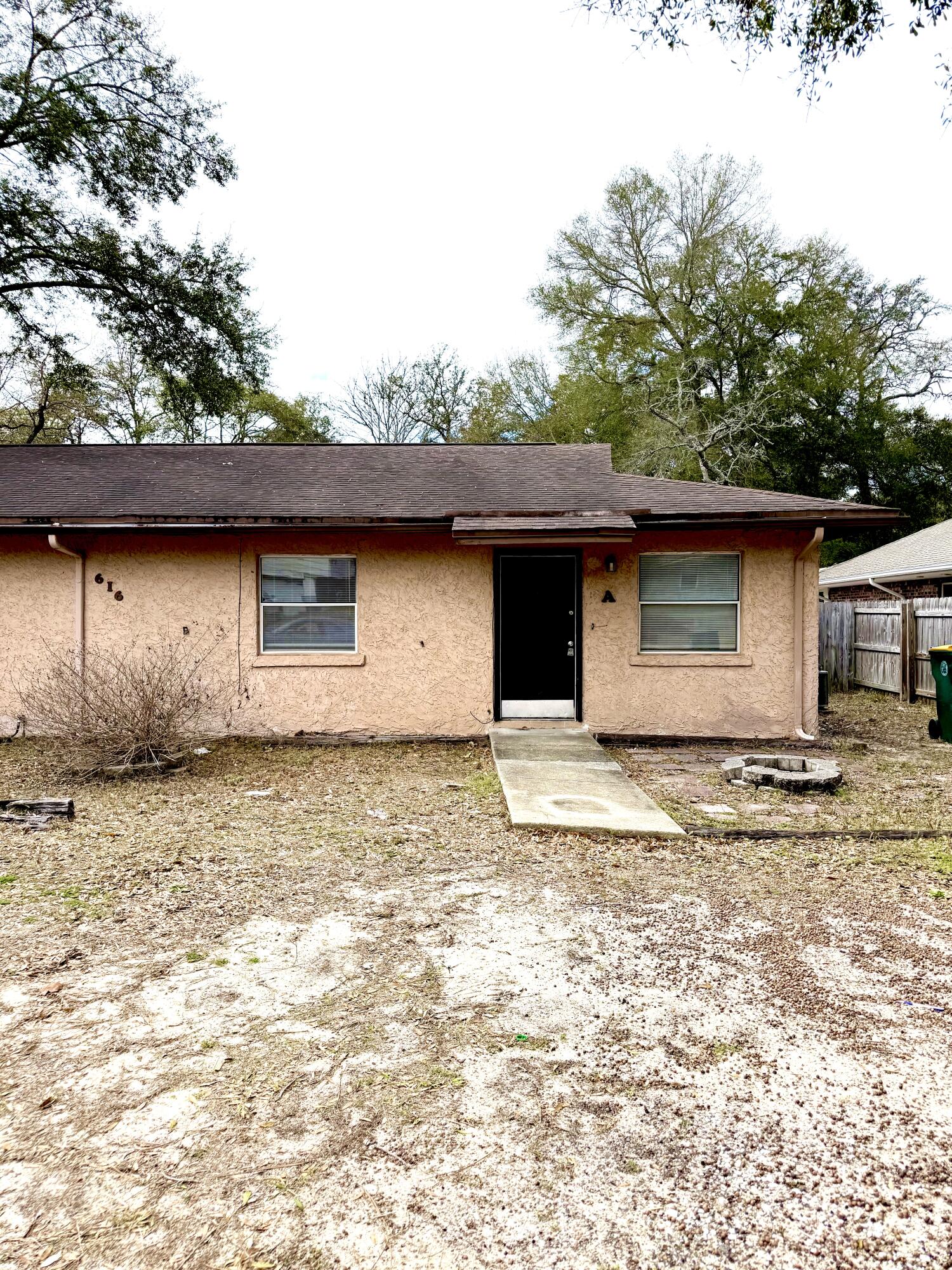 SUNSET STRIP - Residential Lease