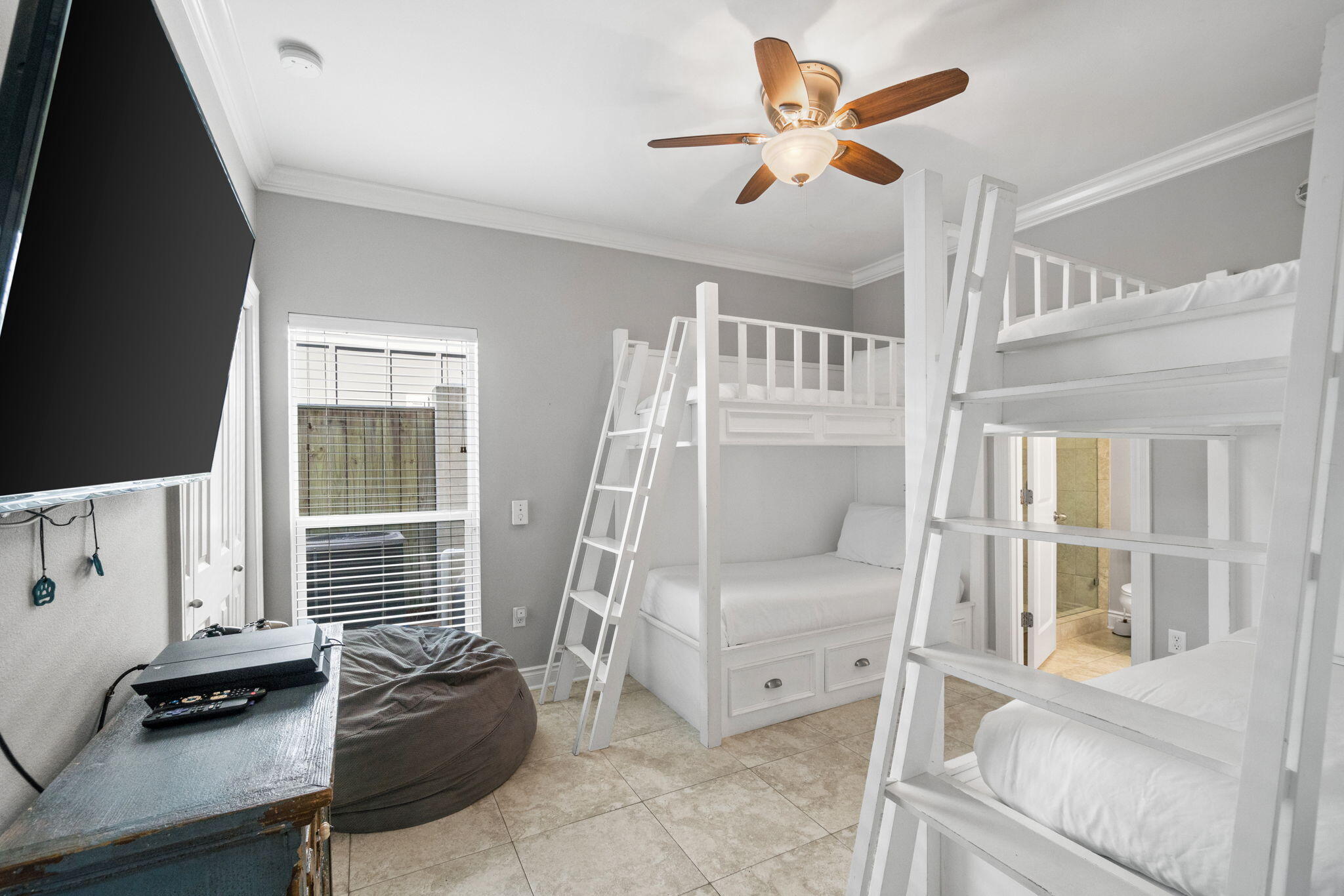 Treasure Sands - Residential