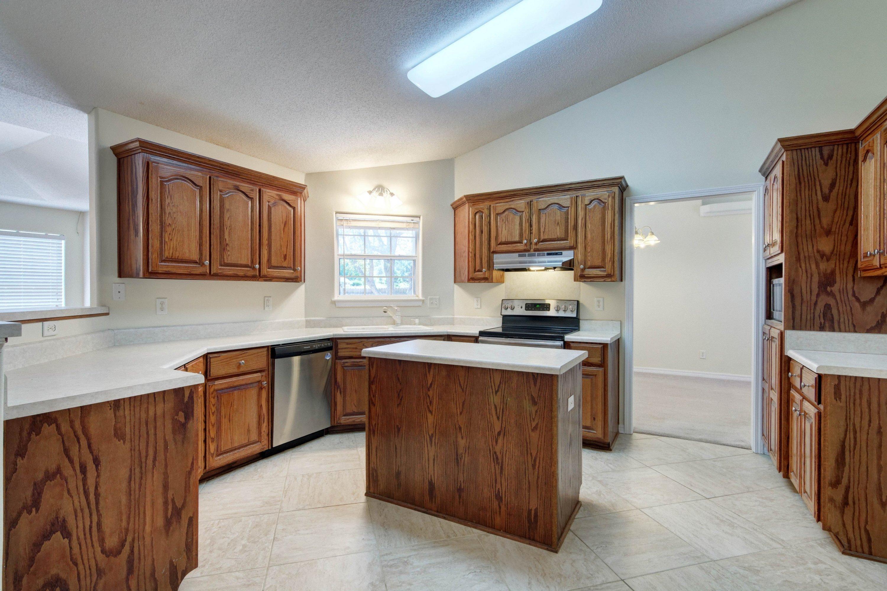 VILLA DANIELLE 1ST ADDN - Residential