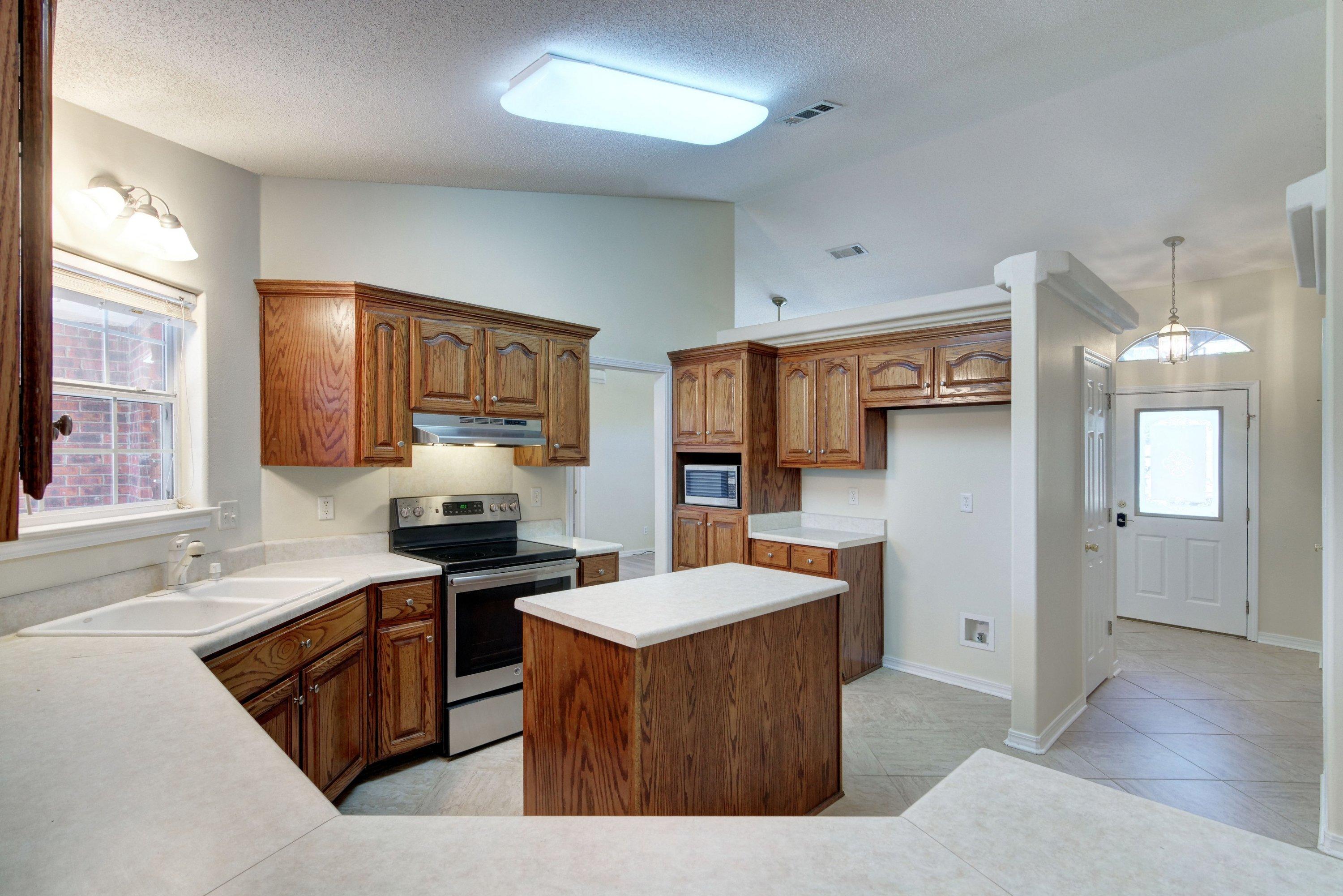 VILLA DANIELLE 1ST ADDN - Residential