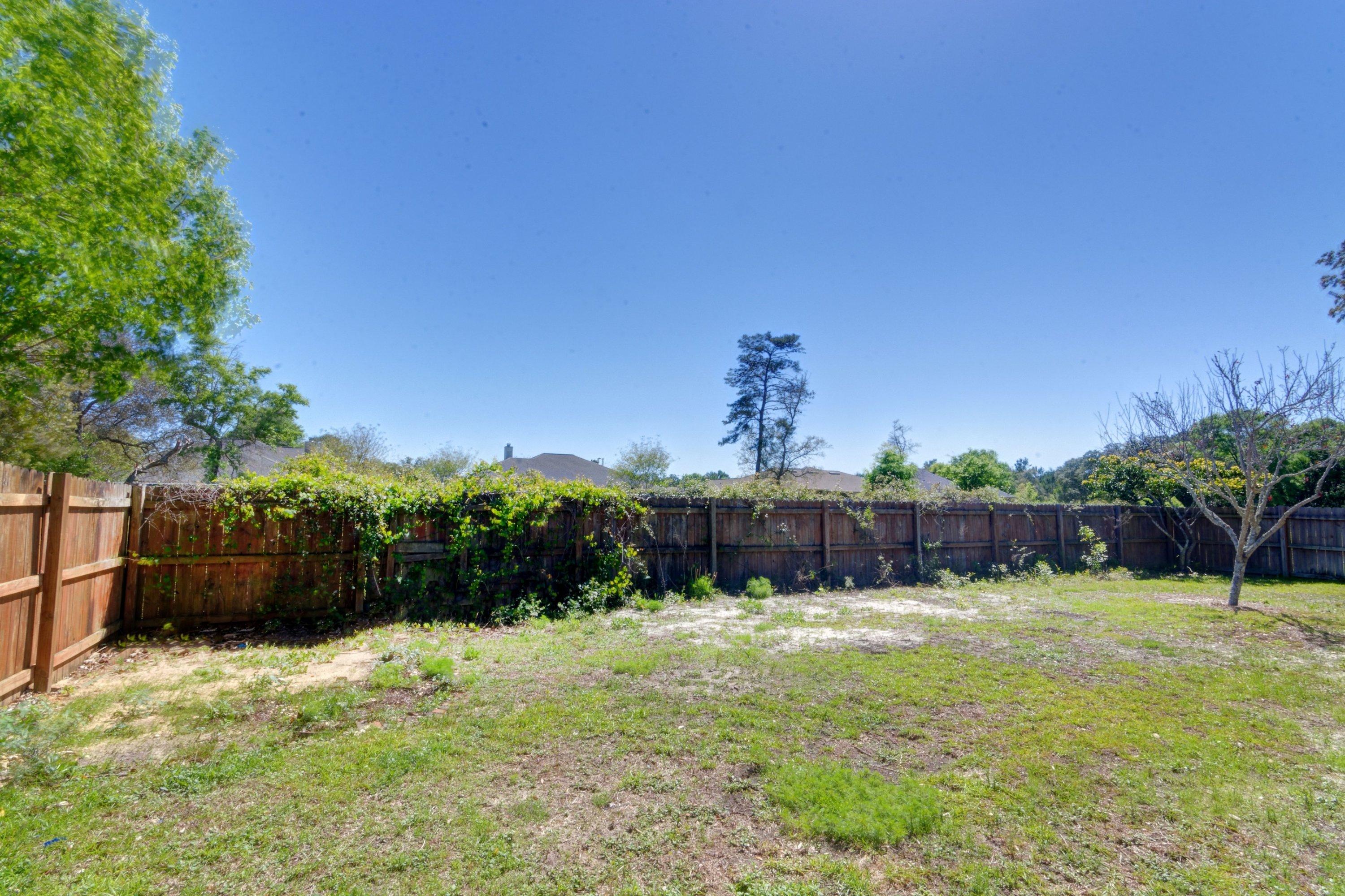 VILLA DANIELLE 1ST ADDN - Residential