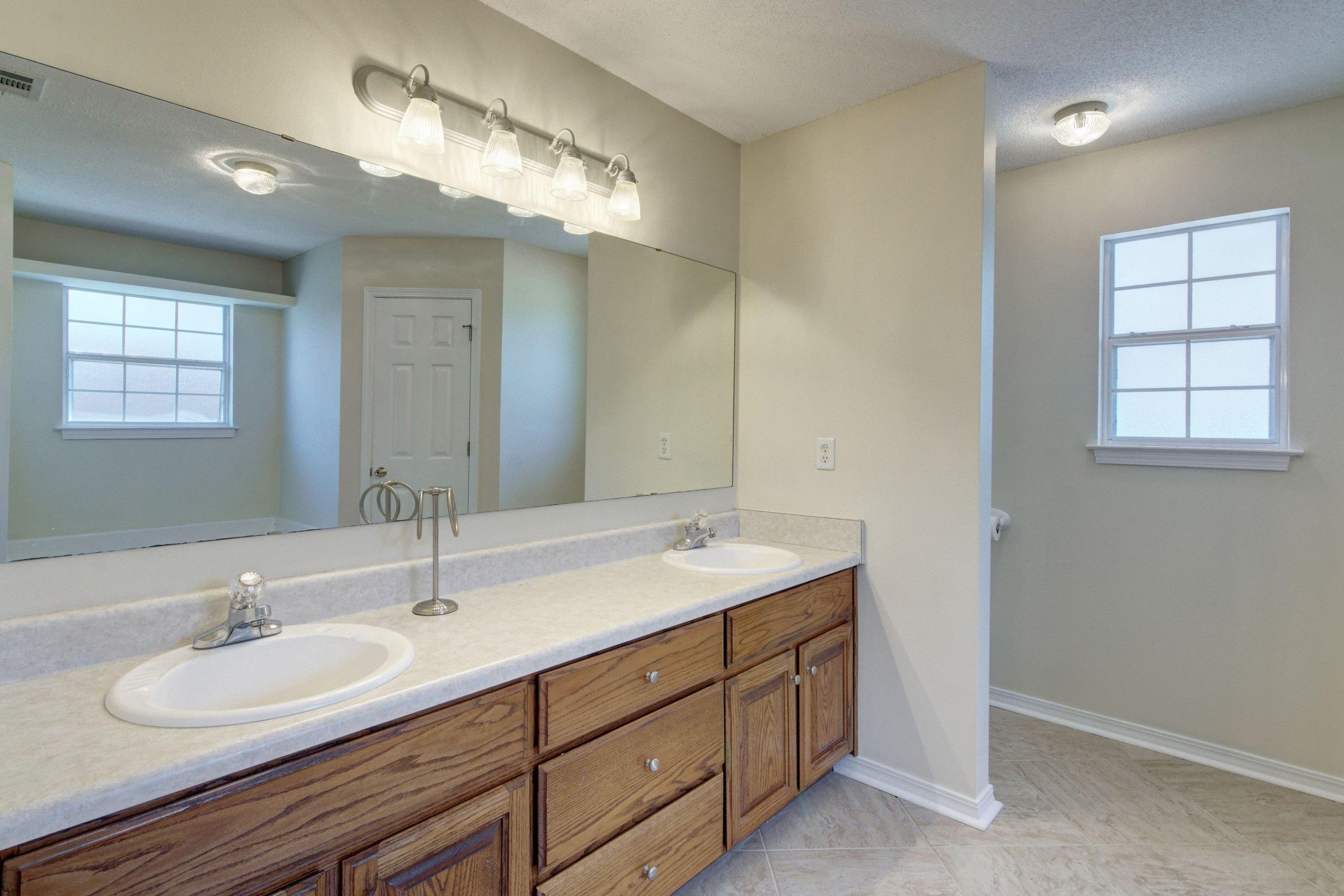 VILLA DANIELLE 1ST ADDN - Residential