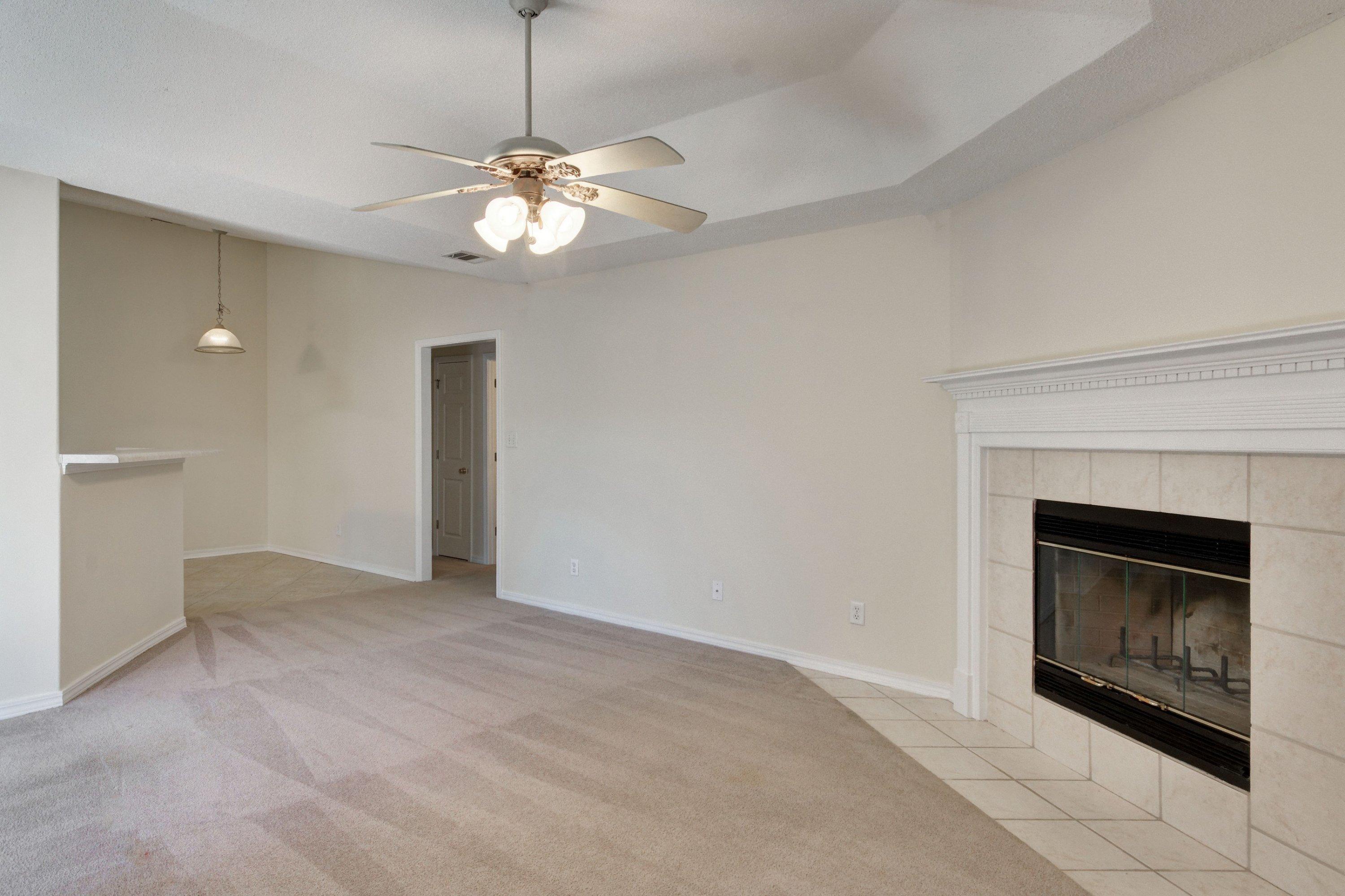 VILLA DANIELLE 1ST ADDN - Residential