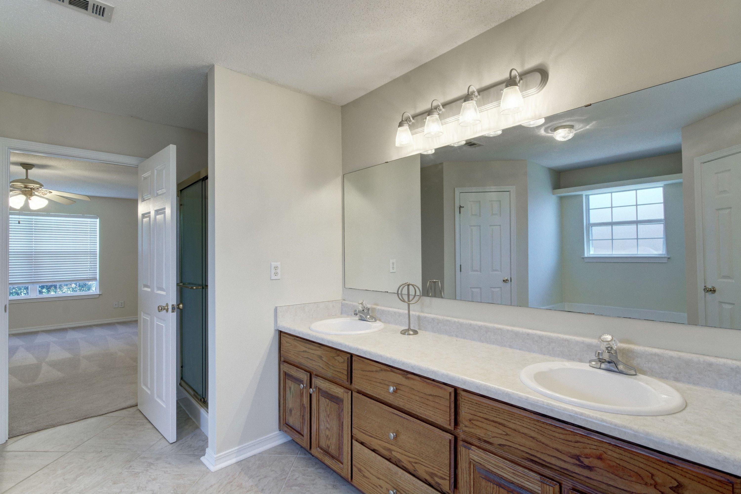 VILLA DANIELLE 1ST ADDN - Residential