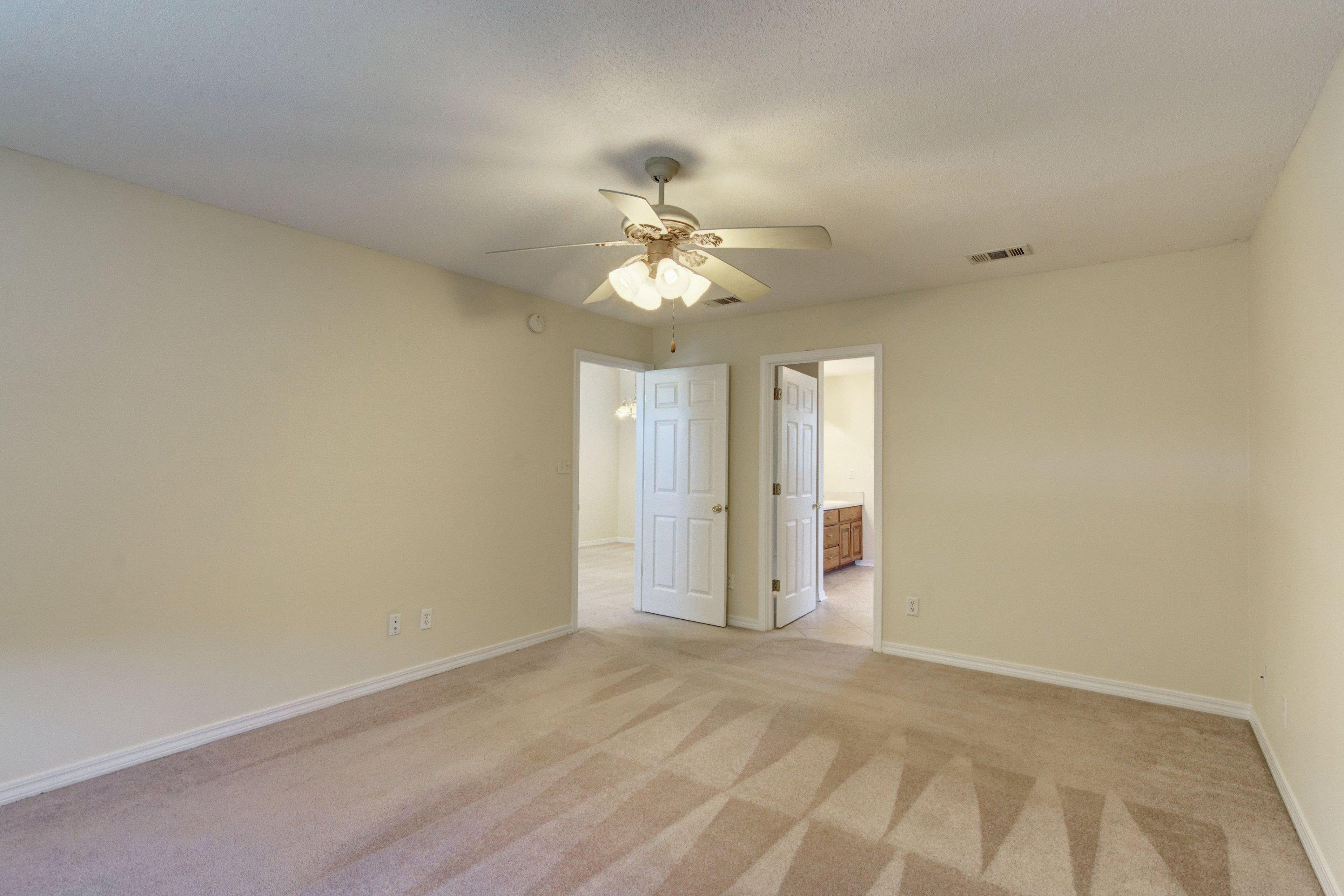 VILLA DANIELLE 1ST ADDN - Residential