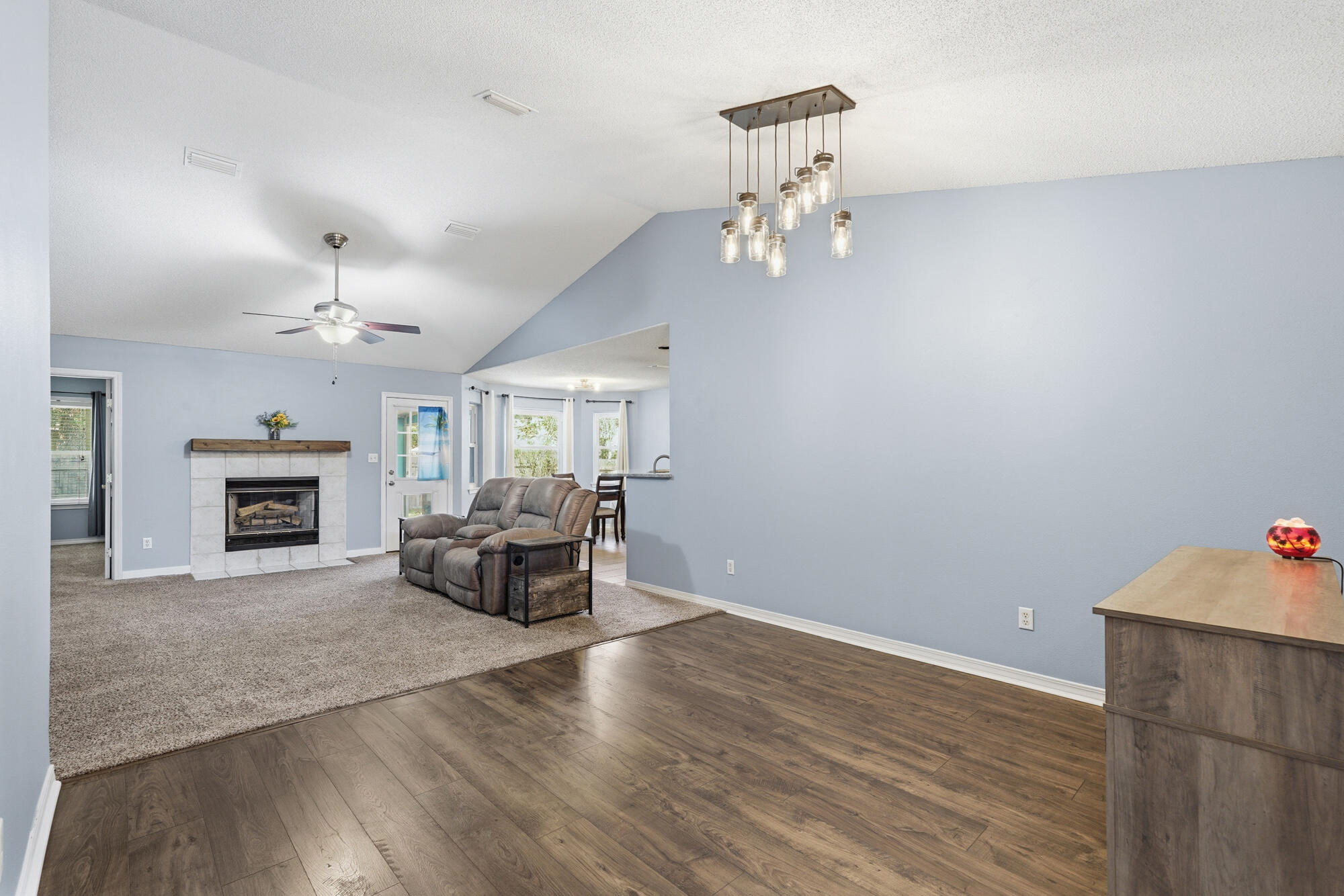 VILLA DANIELLE 1ST ADDN - Residential