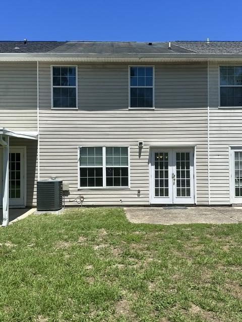 ROLLING PINES - Residential Lease