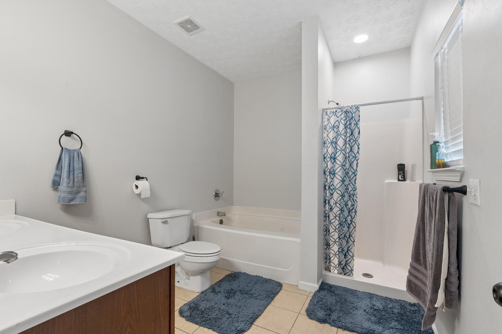 BRANDON OAKS 2ND ADD - Residential