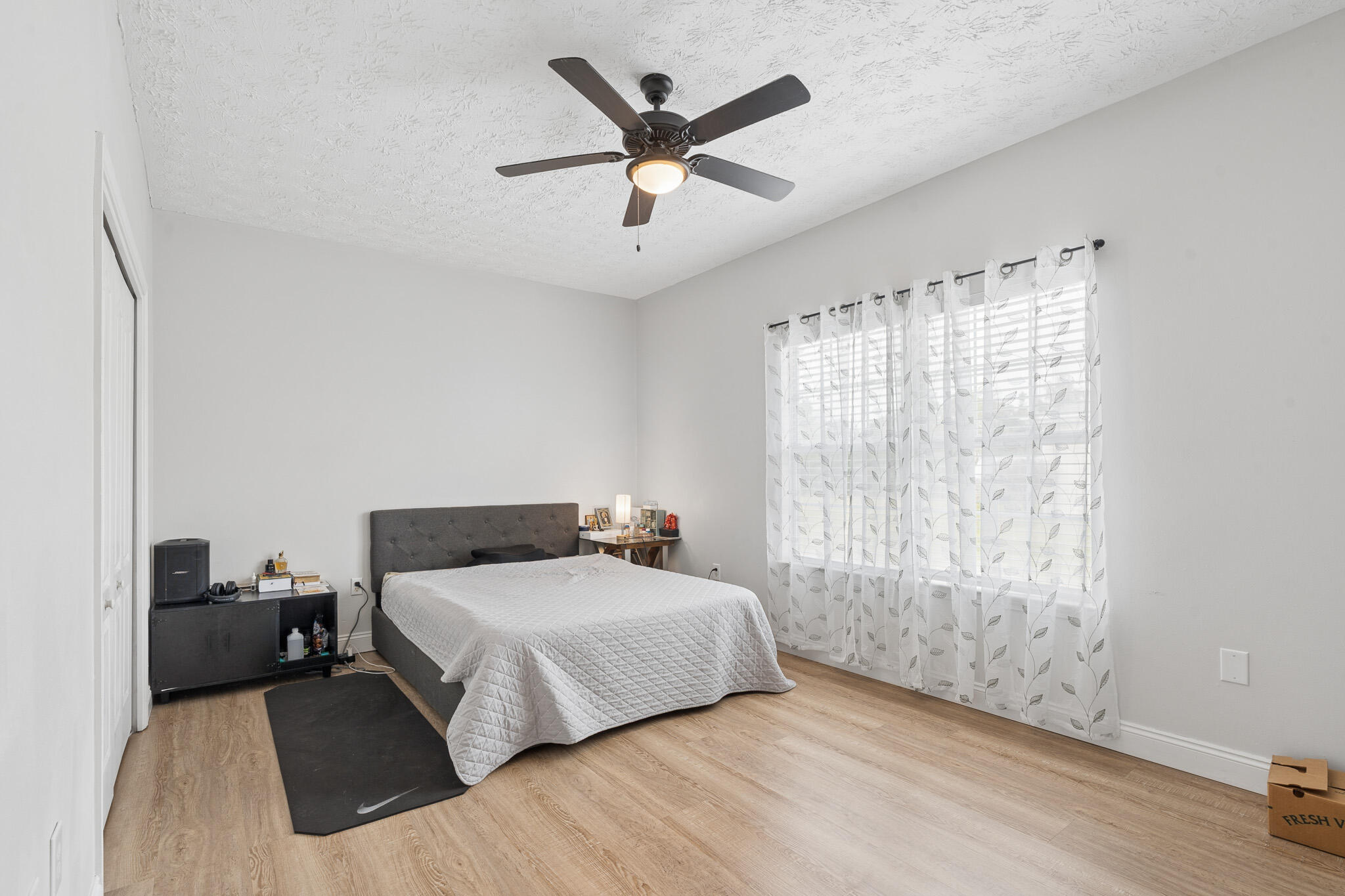 BRANDON OAKS 2ND ADD - Residential