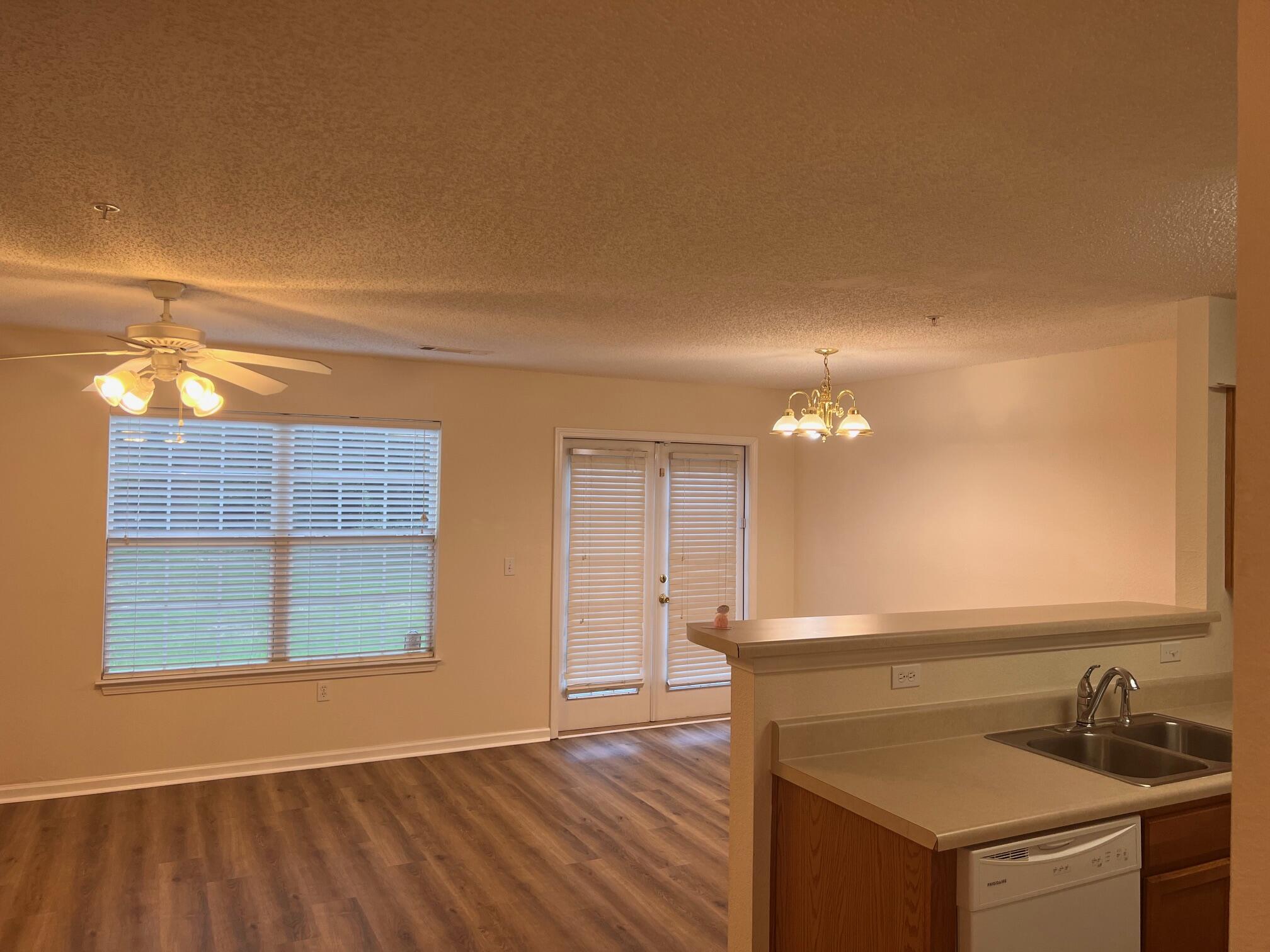 ROLLING PINES - Residential Lease